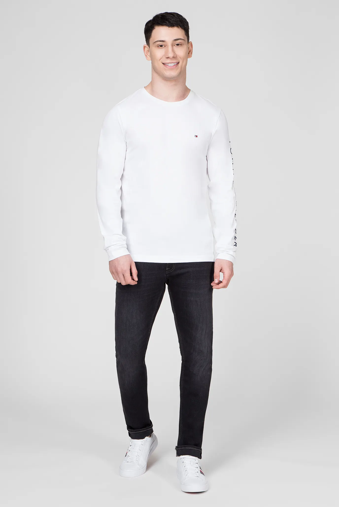 Мужской белый лонгслив 10
