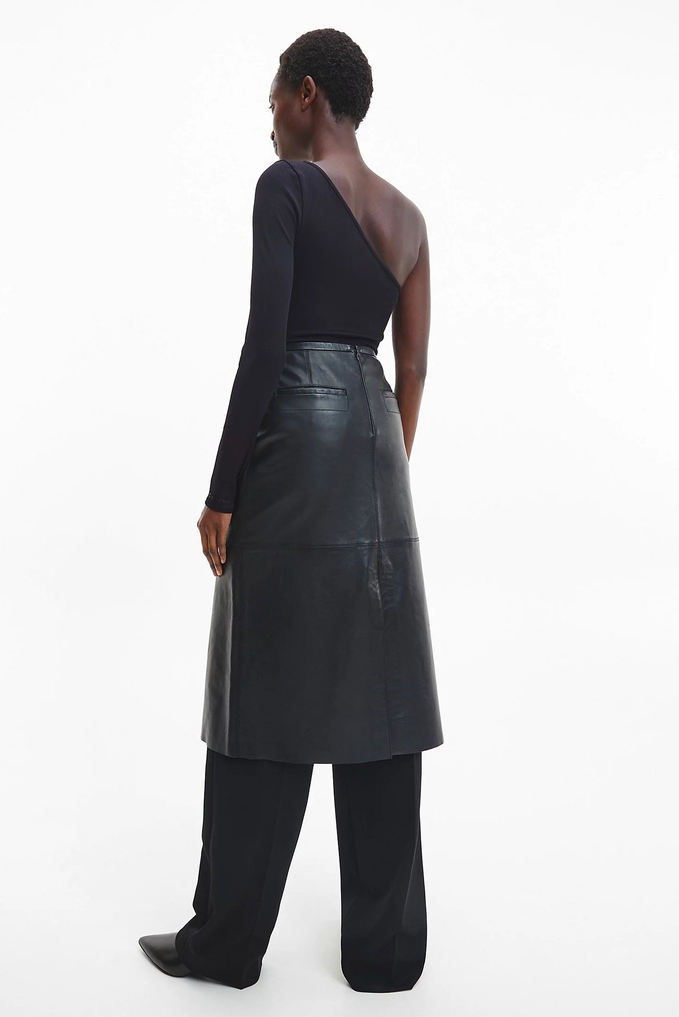 Женский черный топ Q-NOVA ONE SHOULDER 3