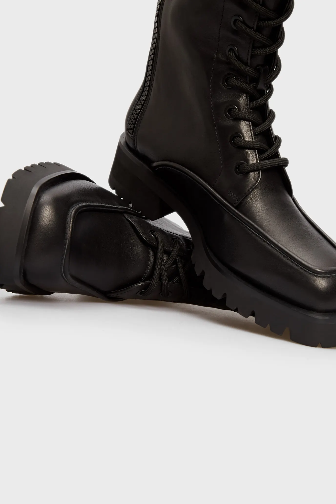 Женские черные кожаные ботинки Rangiroa 7