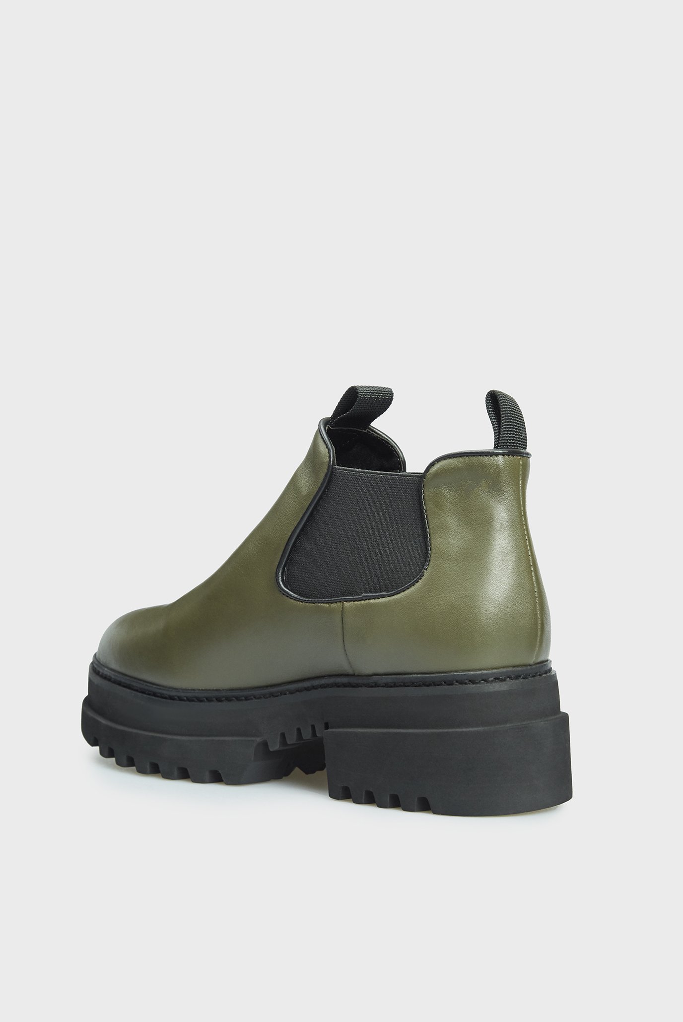 Женские оливковые кожаные челси Questa 4