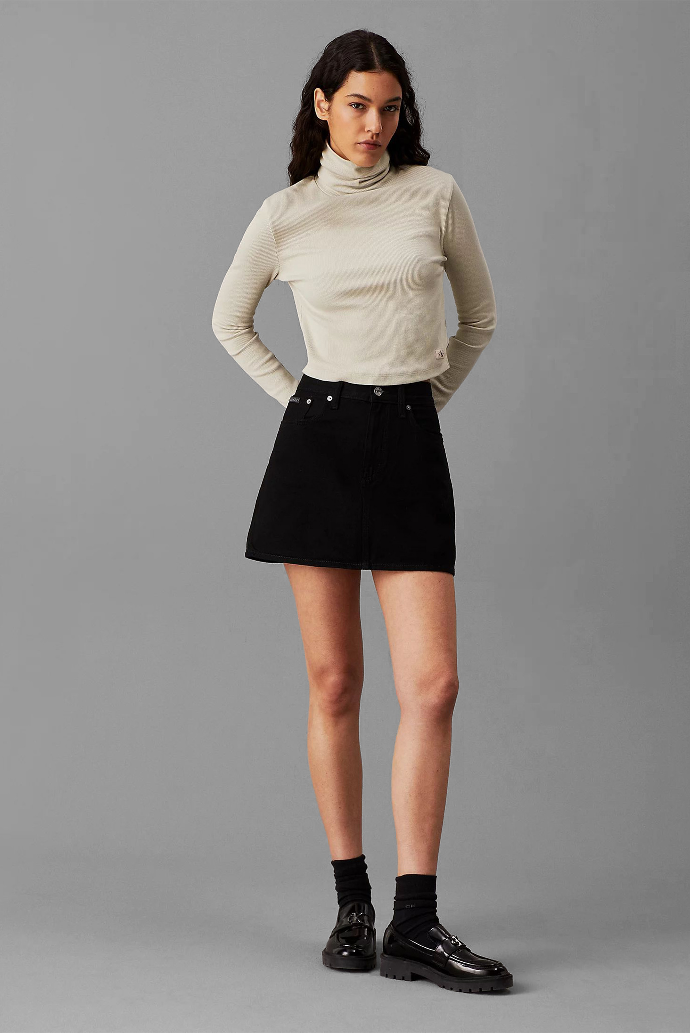 Лонгслив WOVEN LABEL RIB ROLLNECK 2