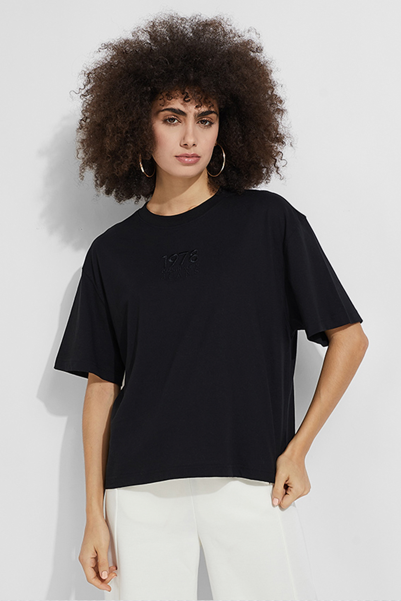 Футболка VARSITY LOGO RELAXED TEE 1