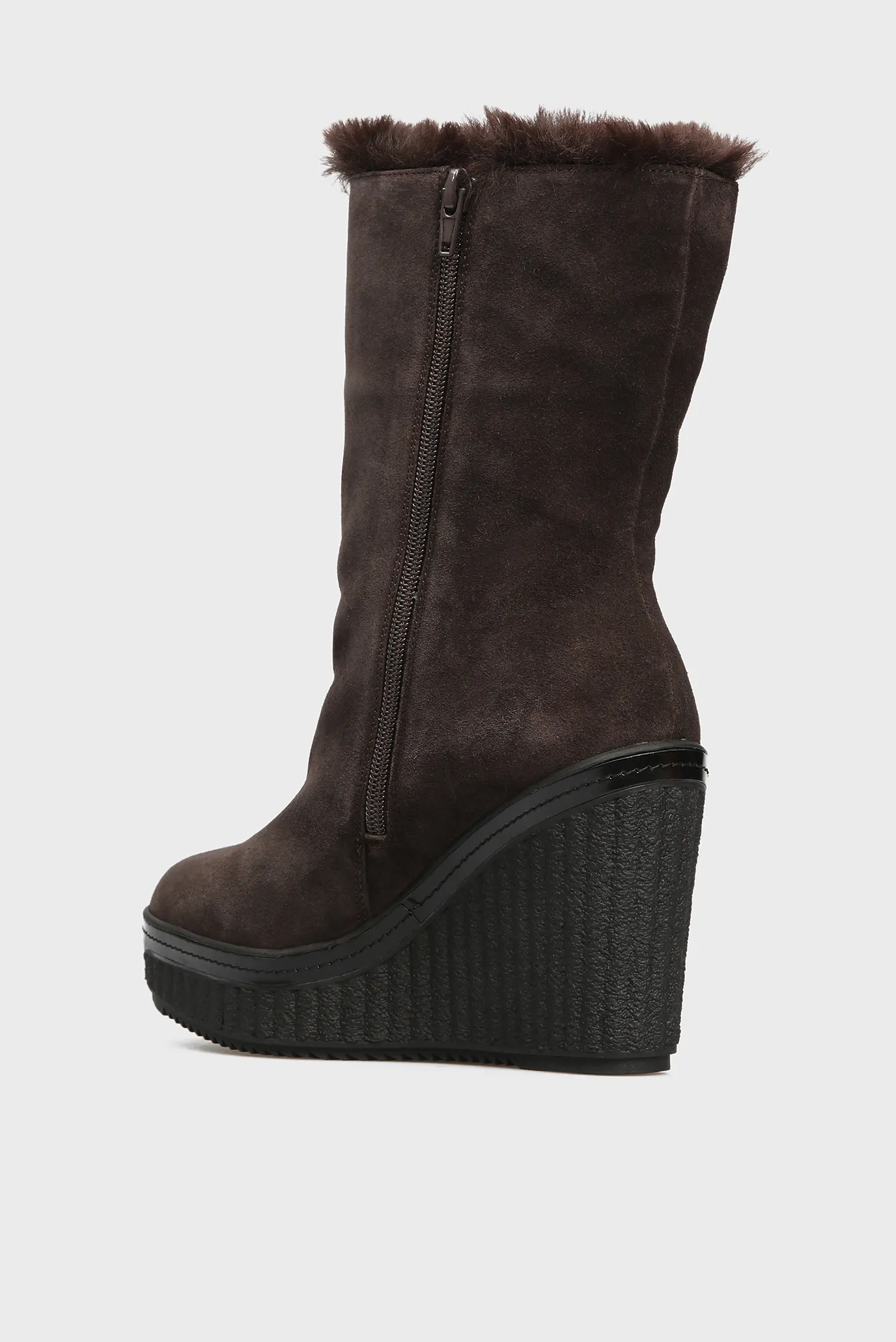 Женские коричневые замшевые сапоги SHUANA 8