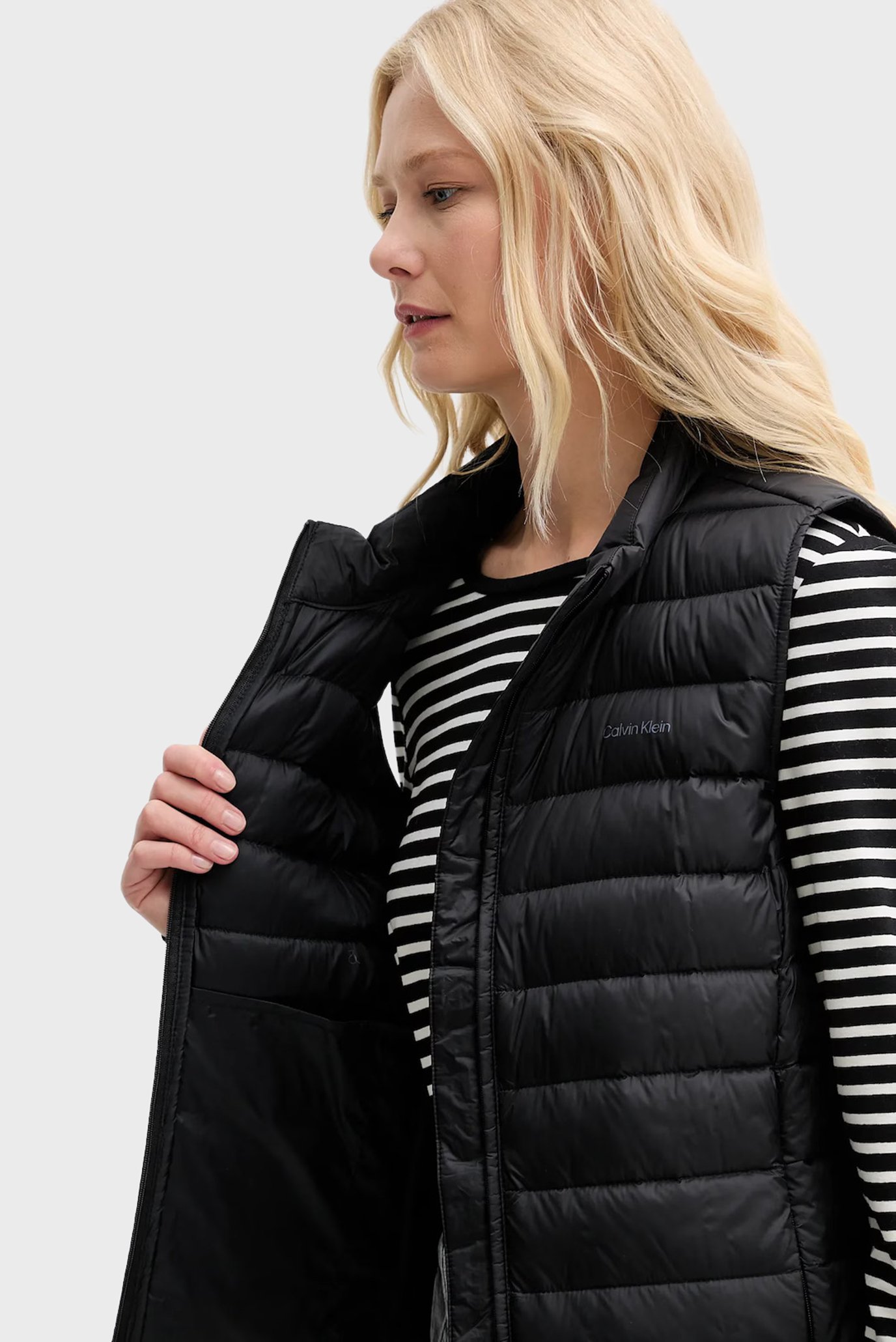 Жилет ULTRA LIGHTWEIGHT DOWN PUFFER VECalvin Klein Жилет ULTRA LIGHTWEIGHT DOWN PUFFER VE 6