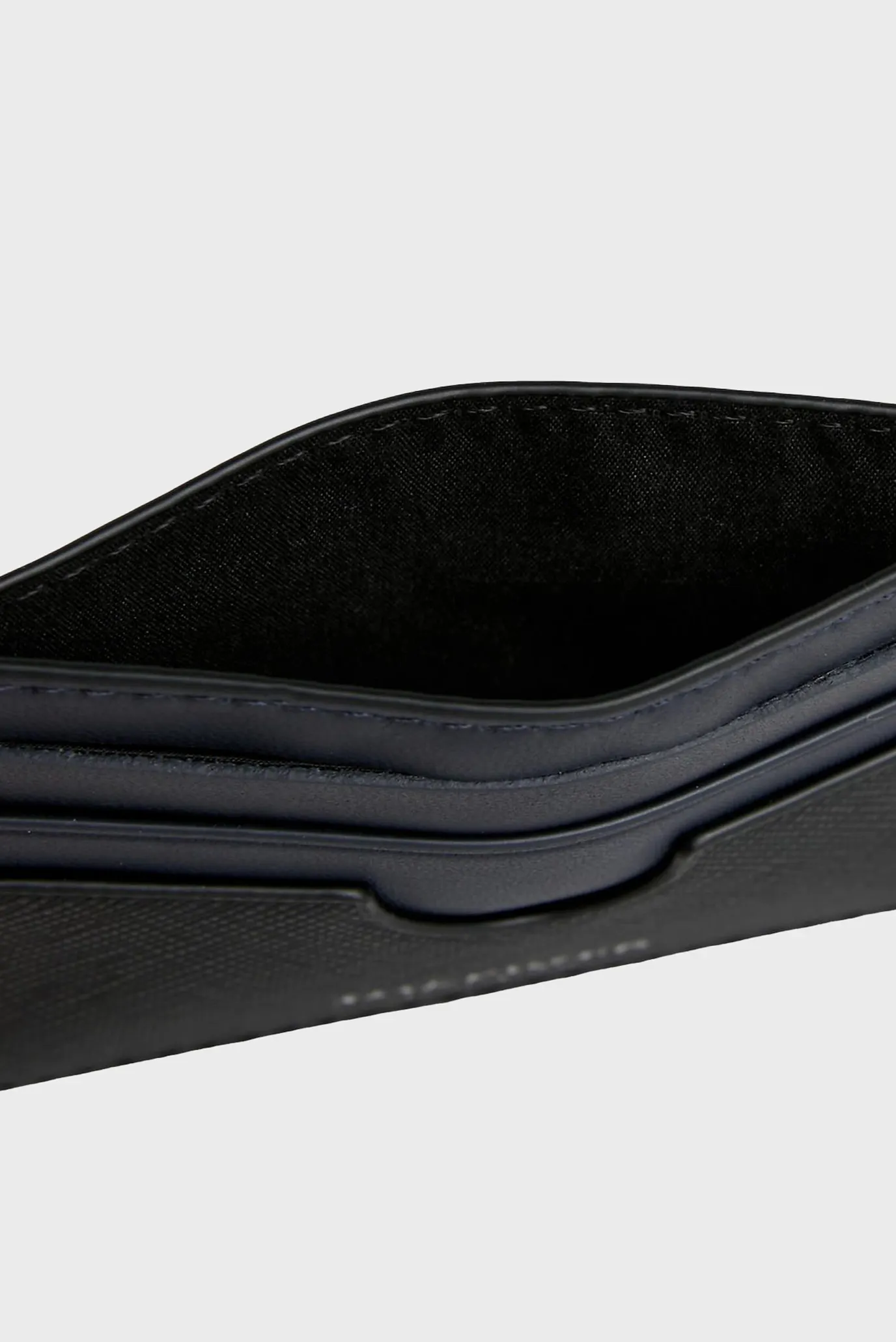 Кошелек/TH SAFFIANO CC HOLDER 4