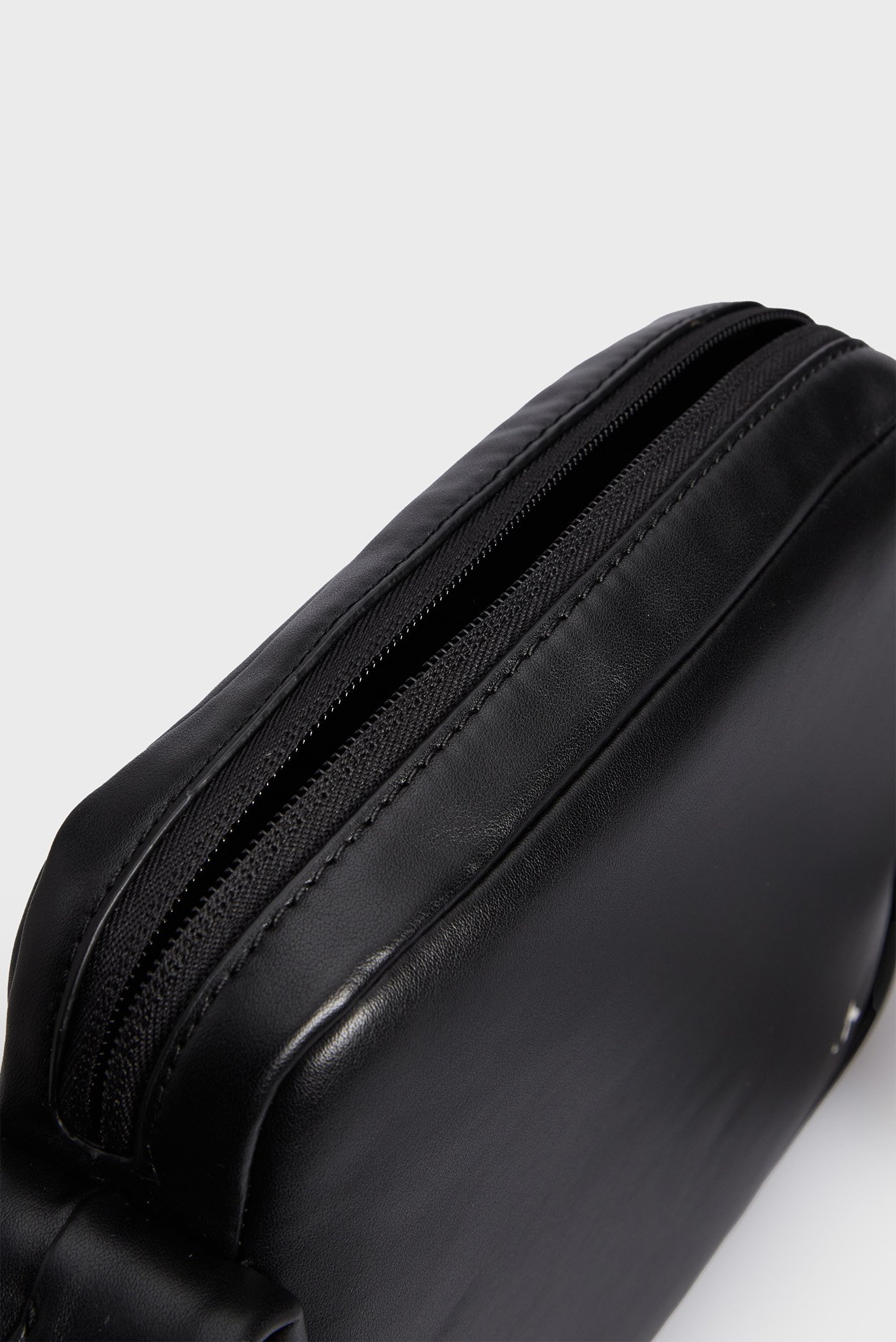 Сумка BLOCK SQ CAMERABAG21 PUCalvin Klein Jeans Сумка BLOCK SQ CAMERABAG21 PU 4