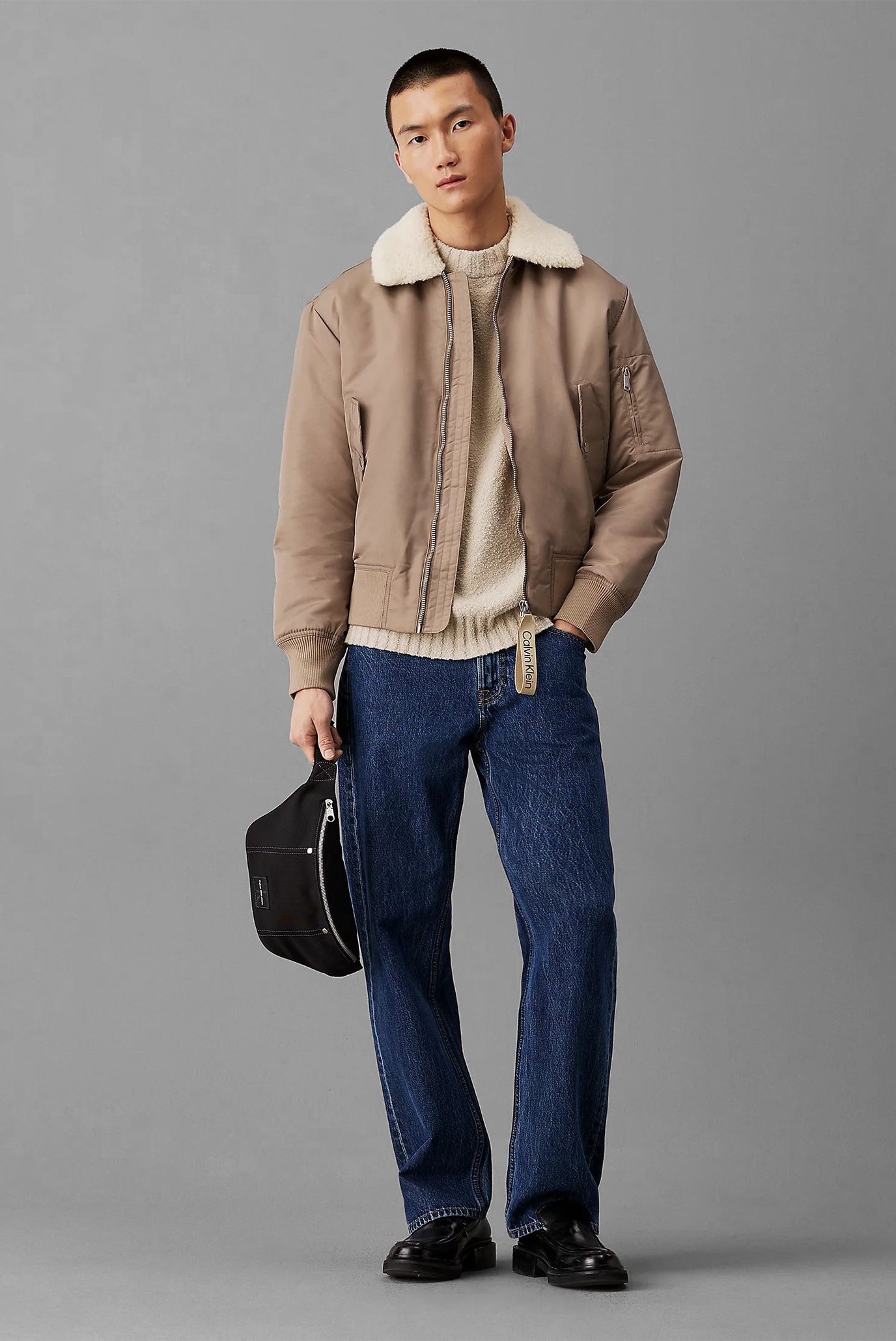 Мужская черная поясная сумка SPORT ESSENTIALS WAISTBAG W 2