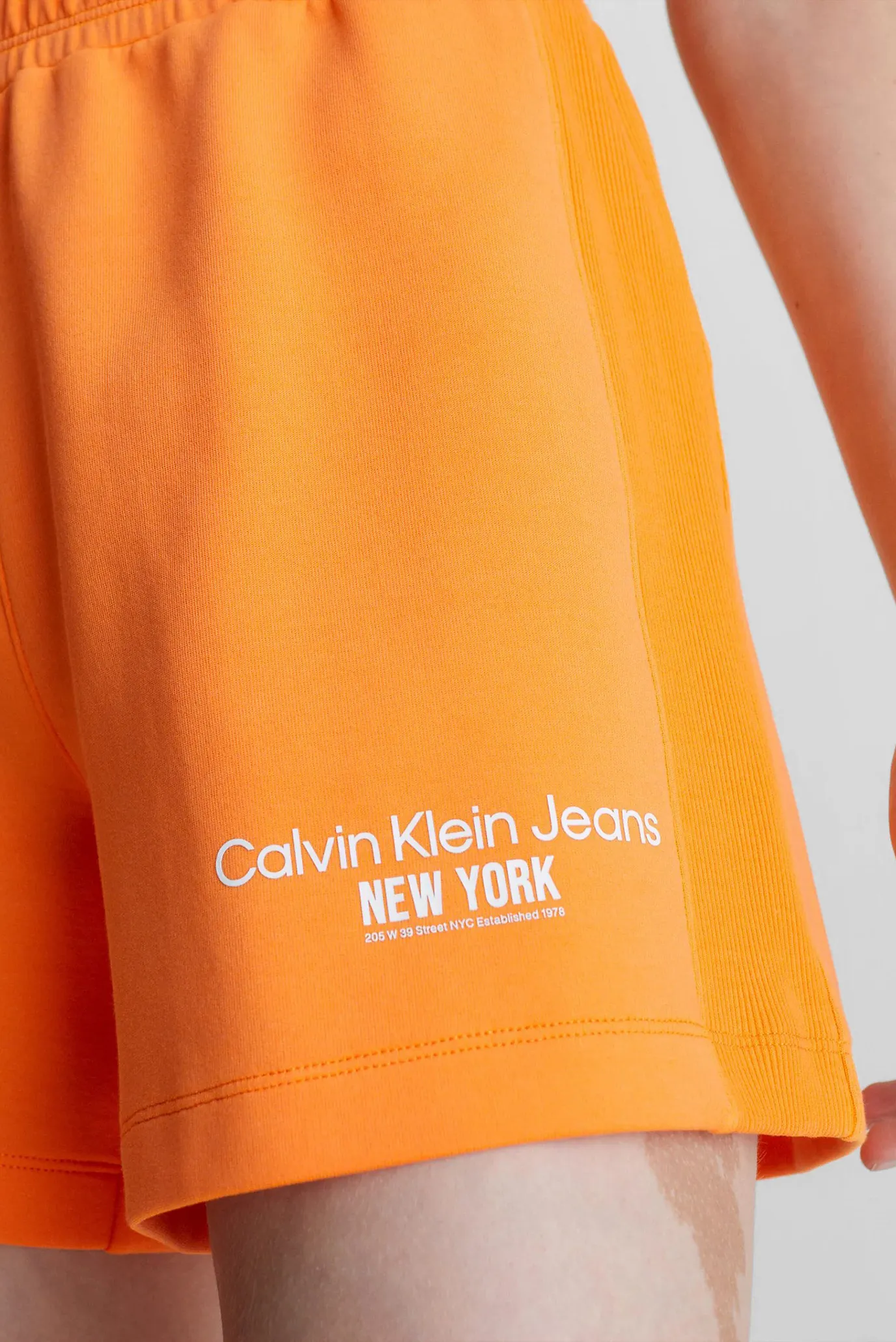 Женские оранжевые шорты RIB INSERT INTERLOCK 9