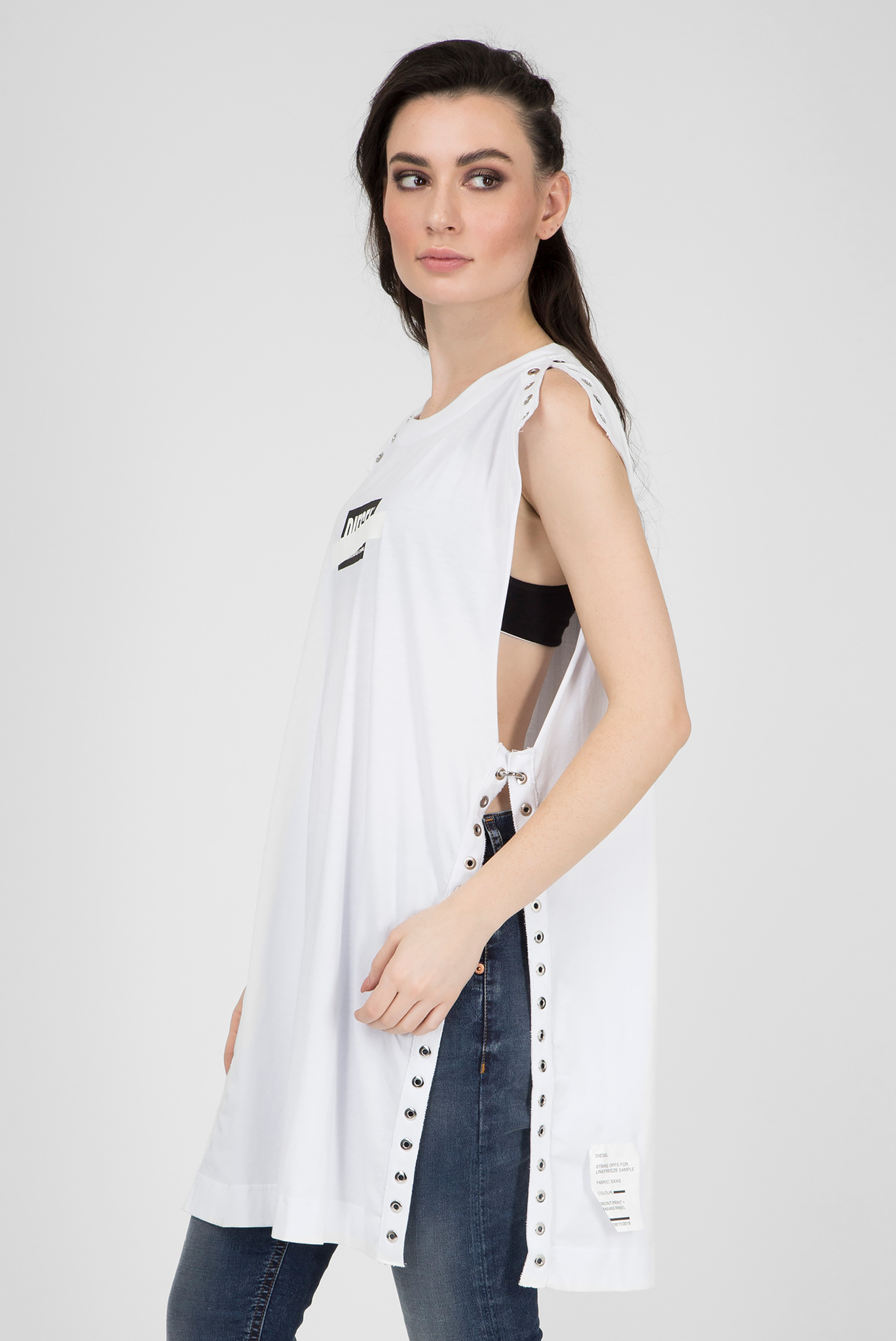 Женская белая удлиненная майка T-DESY-C 2