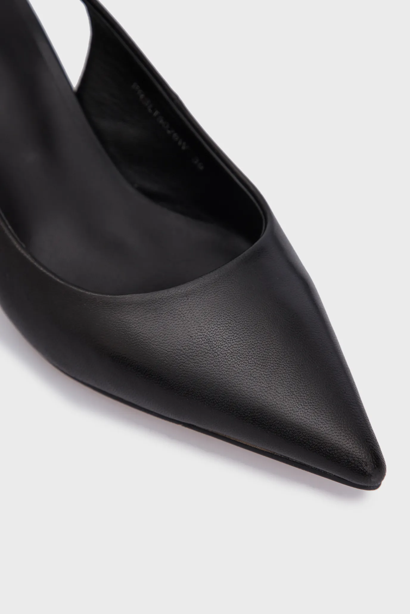 Женские черные слингбэки Violette 7