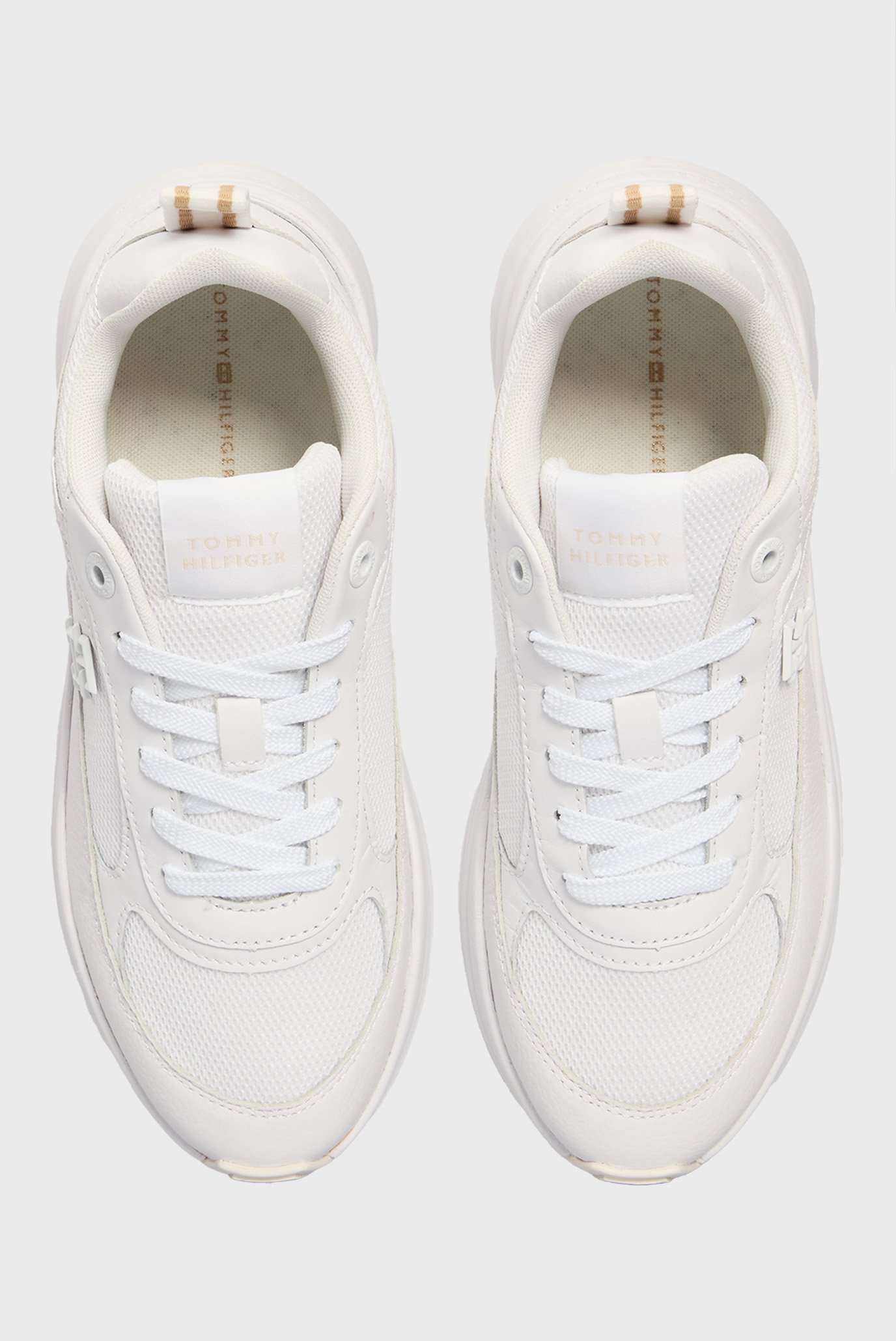 Женские белые кроссовки TH CHUNKY RUNNER 4