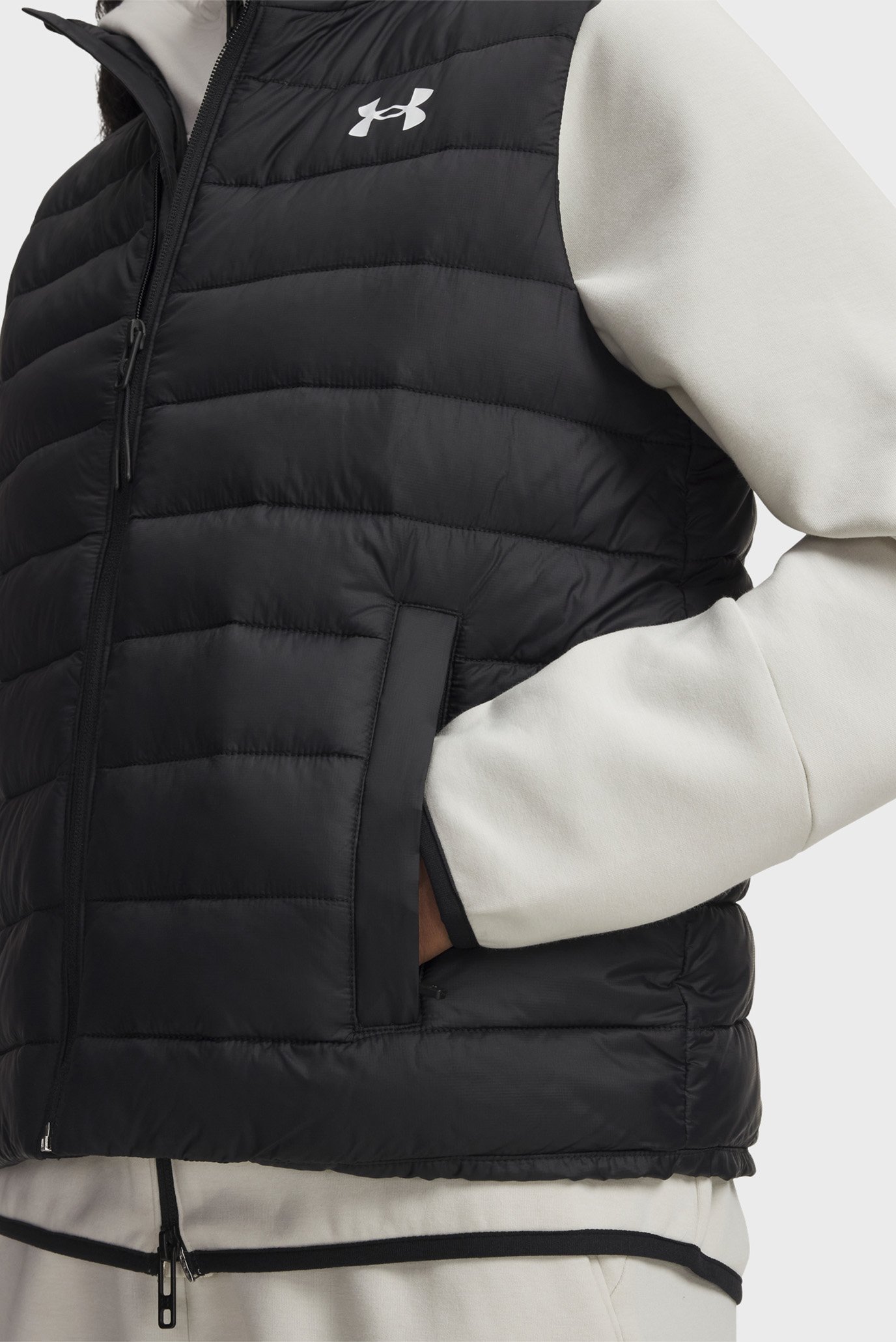 Жилет UA Sportswear Ins Vest 4