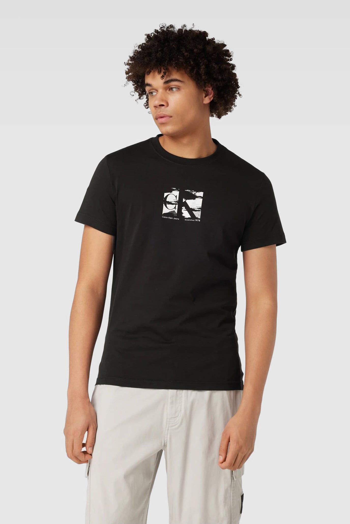 Футболка SMALL BOX LOGO TEE 4