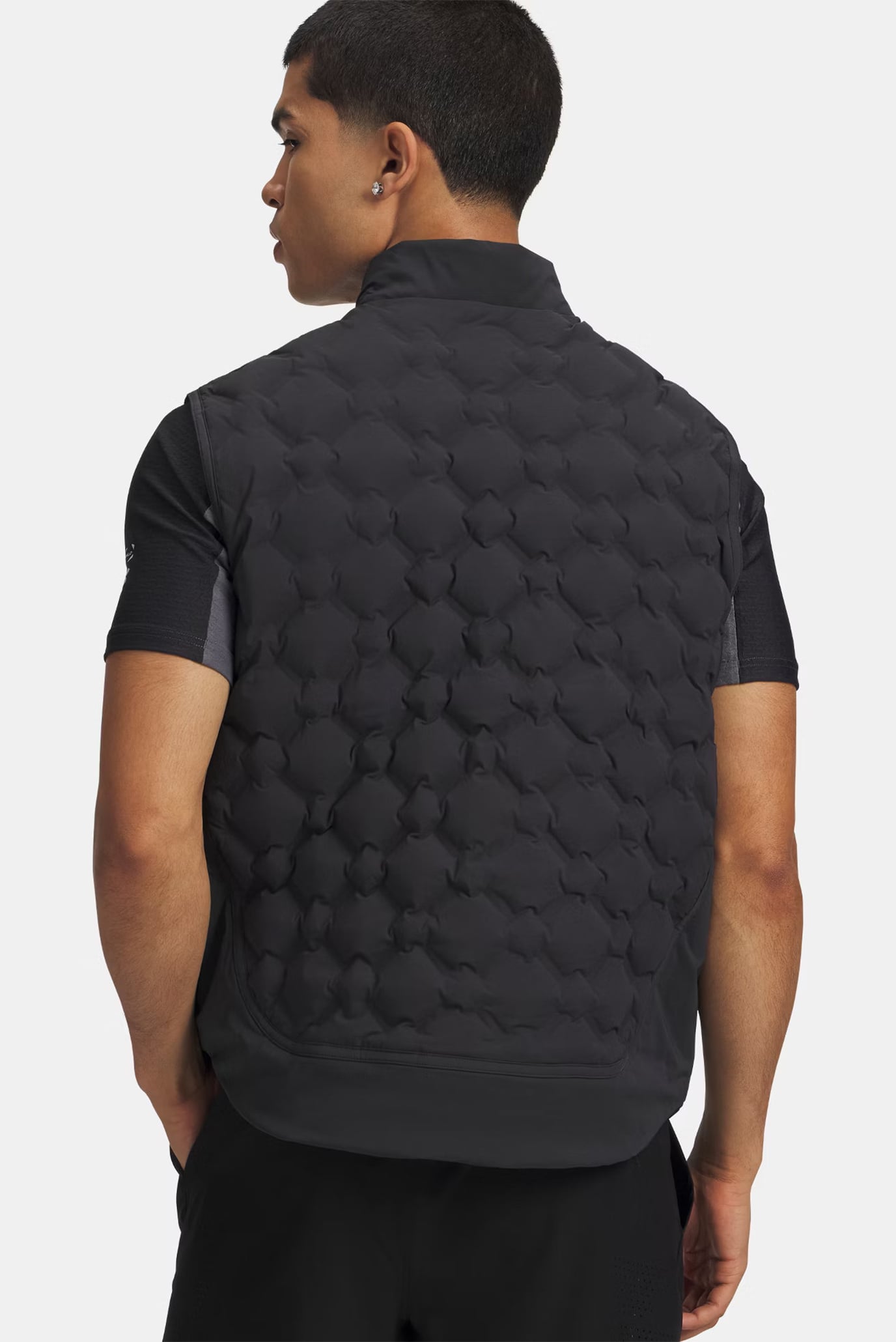 Лонгслив UA Halo Vest 3