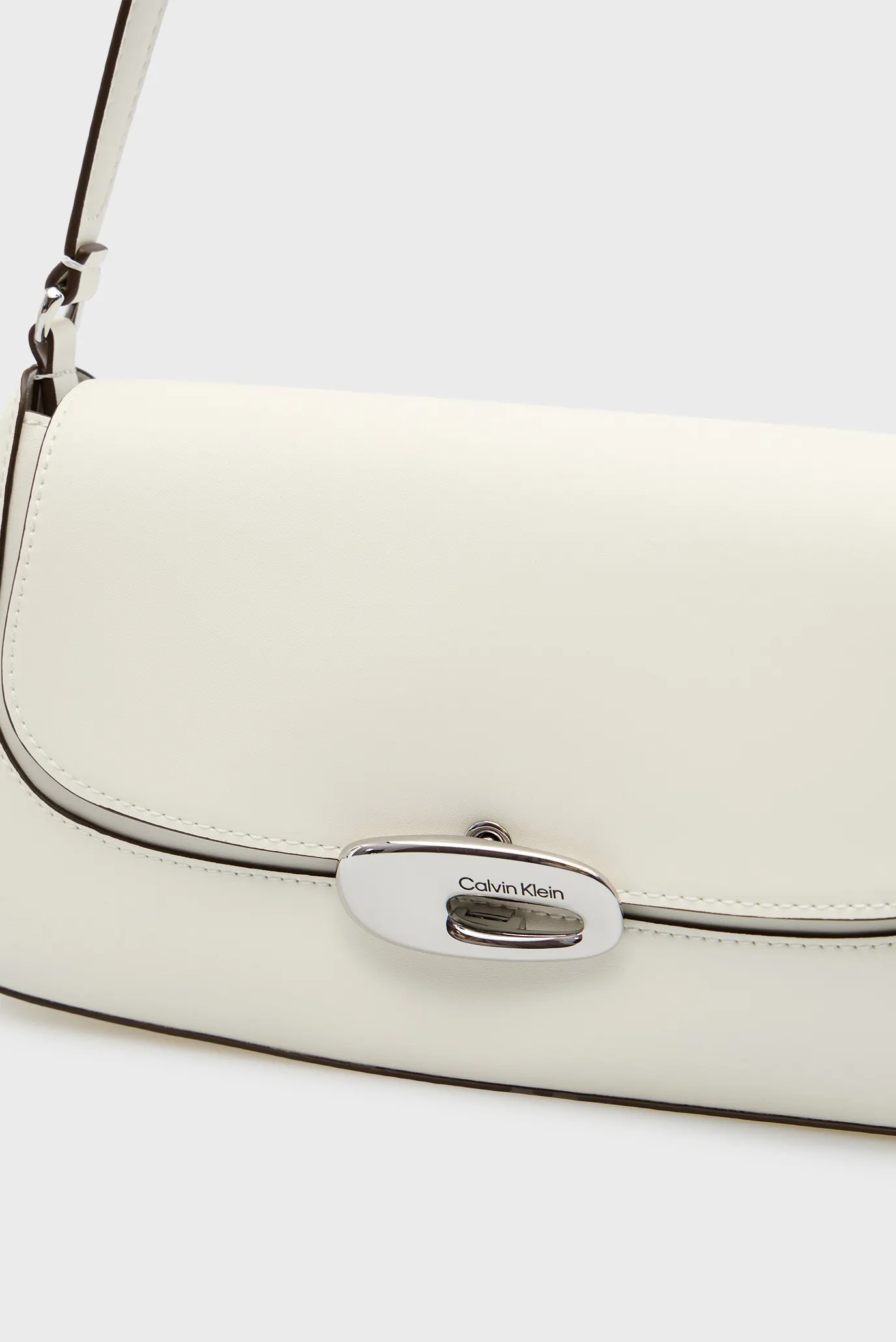 Сумка HARDWARE FLAP SHOULDER BAG 5