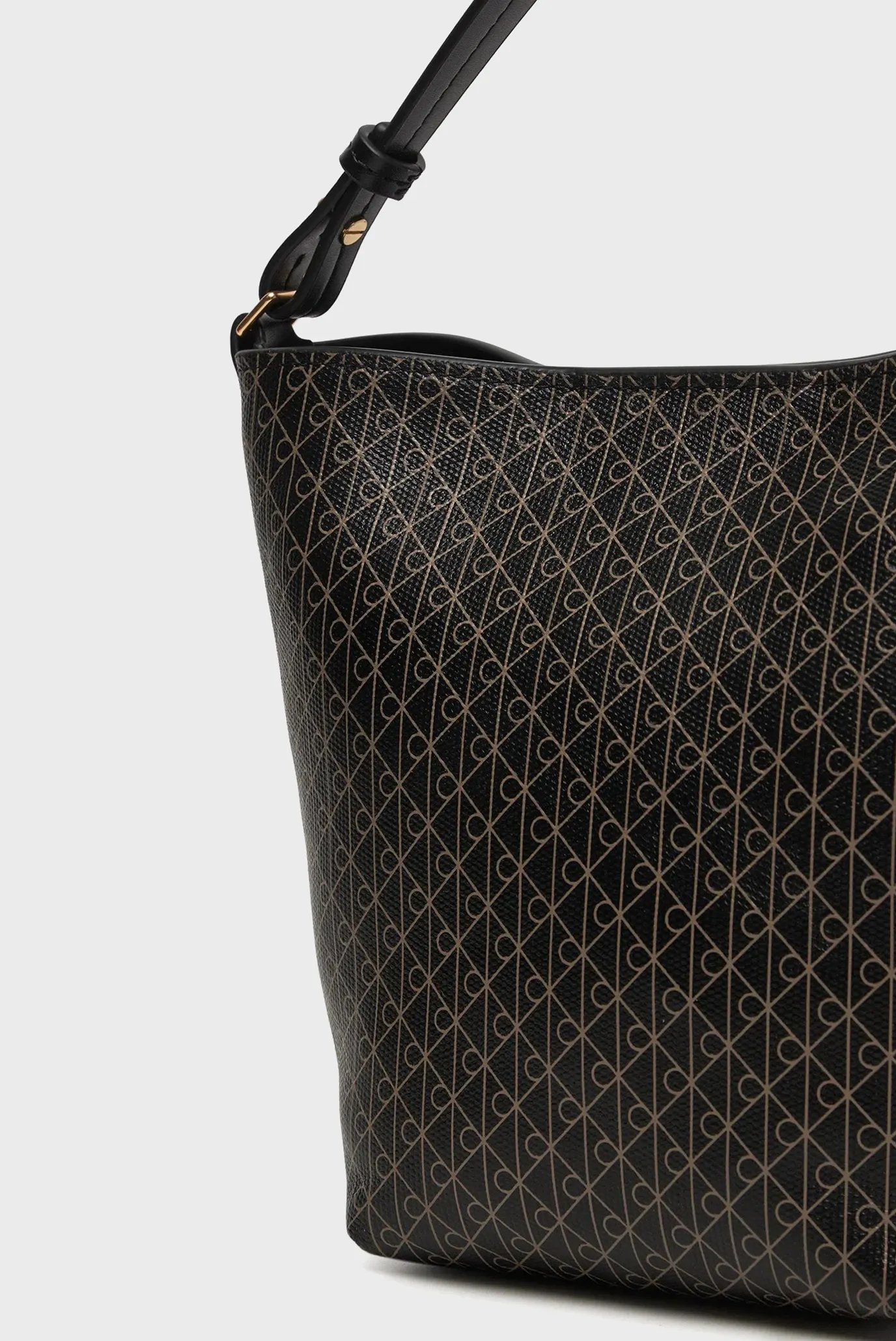 Сумка EMBLEM AOP SM BUCKET CROSSBODY 2