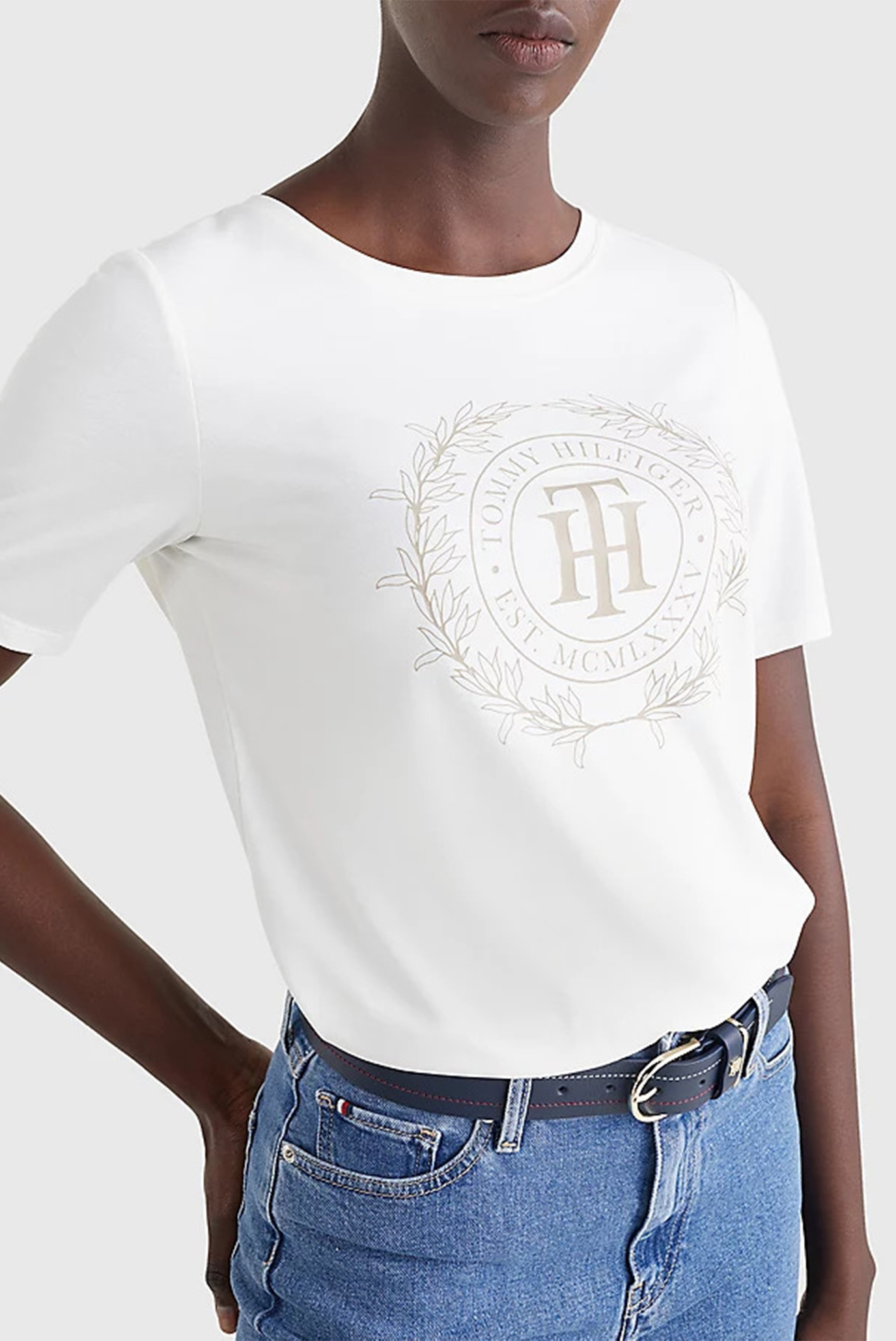 Женская белая футболка REG SUEDED TH CREST OPEN-NK TEE 7