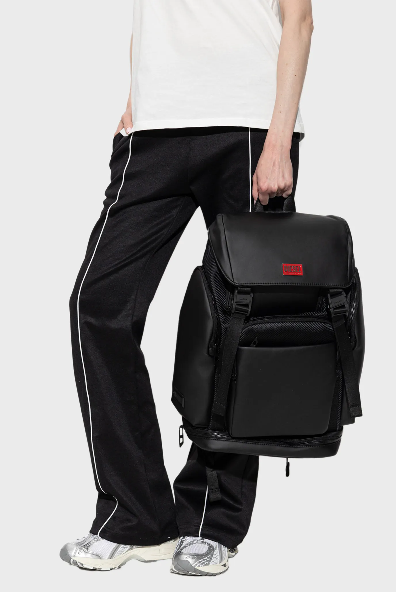 Чемодан DIESEL CARBON FIBER BACKPACK-BLACK 2