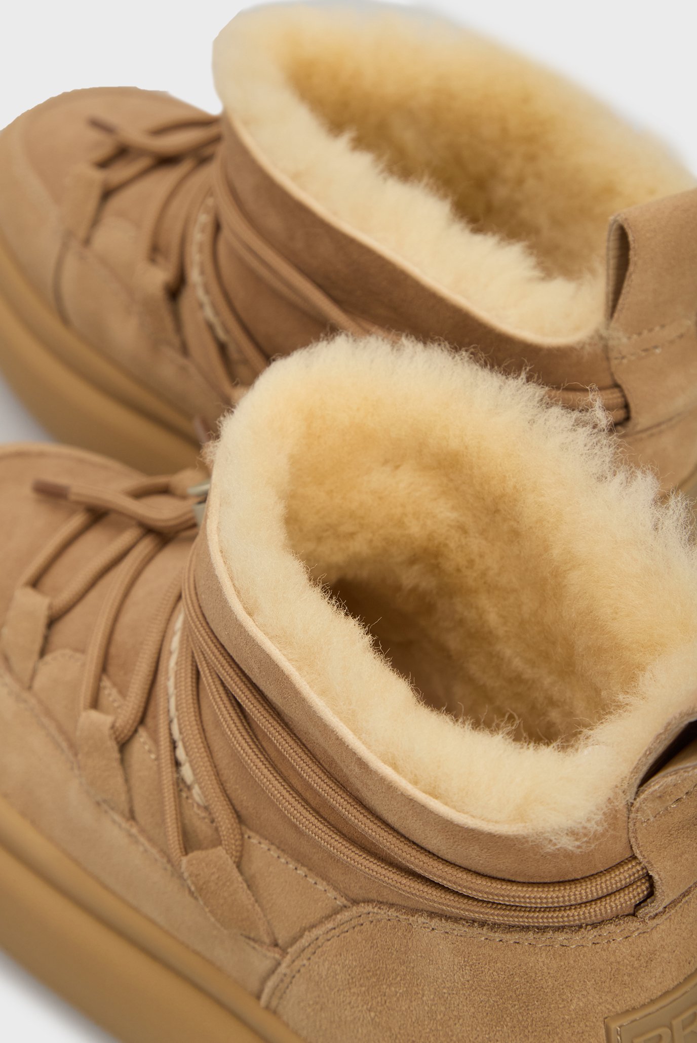 Женские бежевые замшевые полусапоги Kerava 2