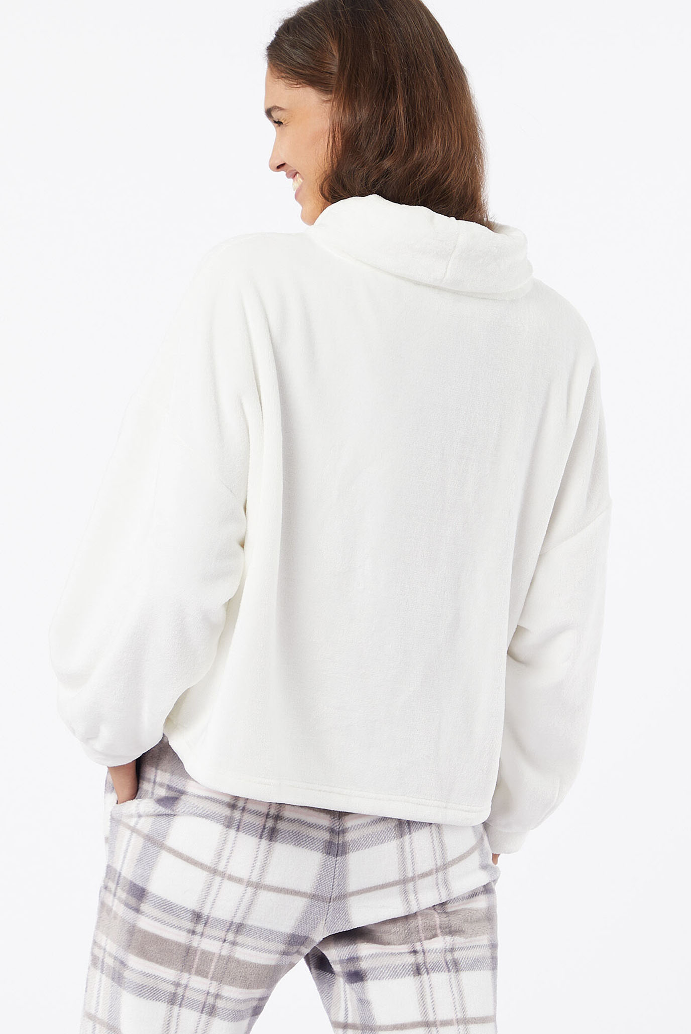 Женский белый свитшот ESTEBAN 2