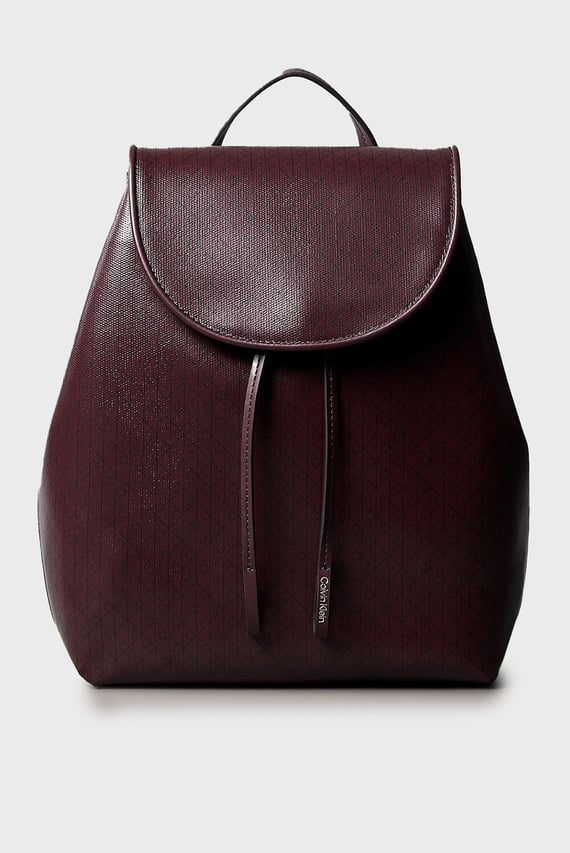 Рюкзак EMBLEM AOP FLAP BACKPACK Calvin Klein Рюкзак EMBLEM AOP FLAP BACKPACK Calvin Klein