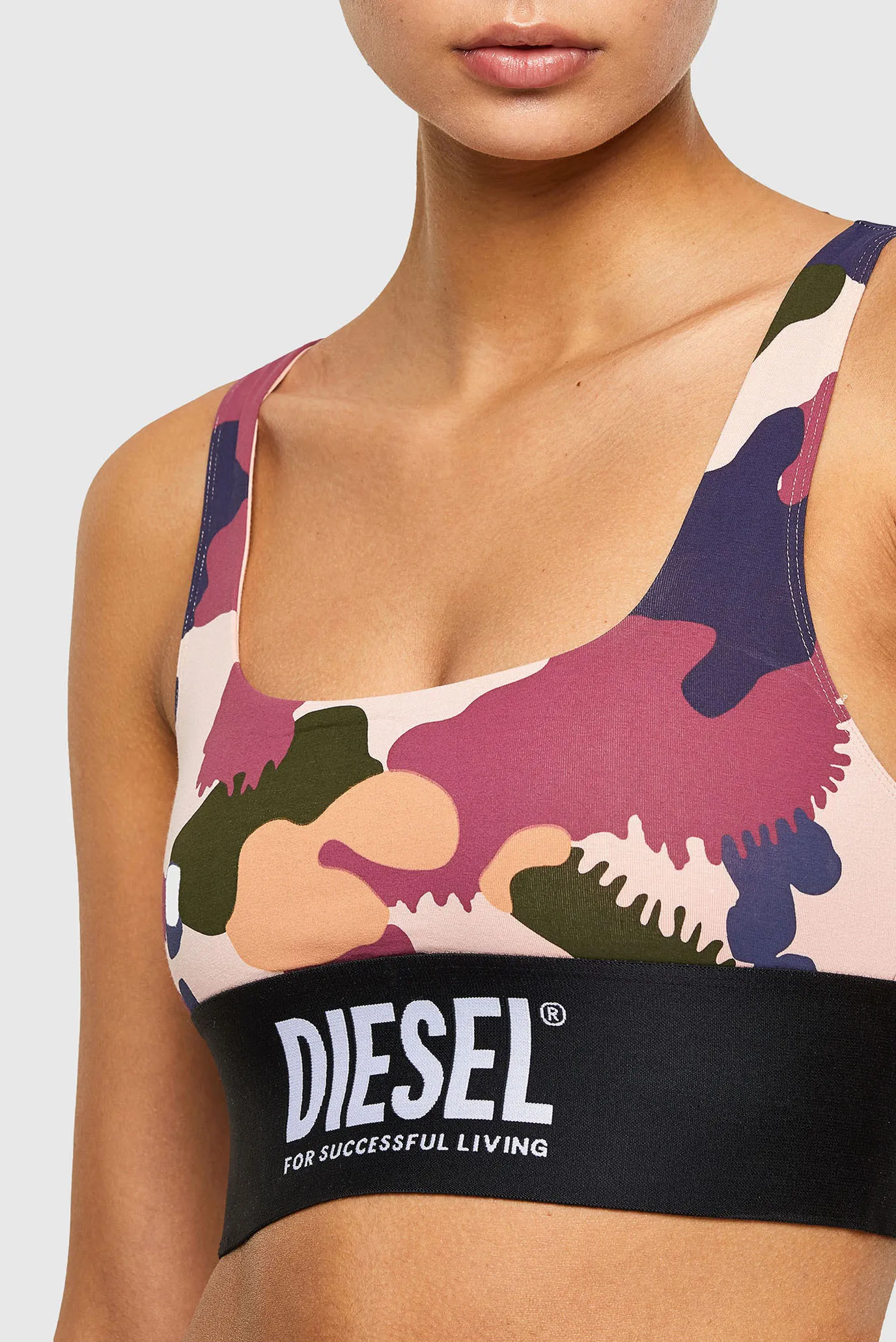 Топ UFSB-LOUISA-NEW BRA 2