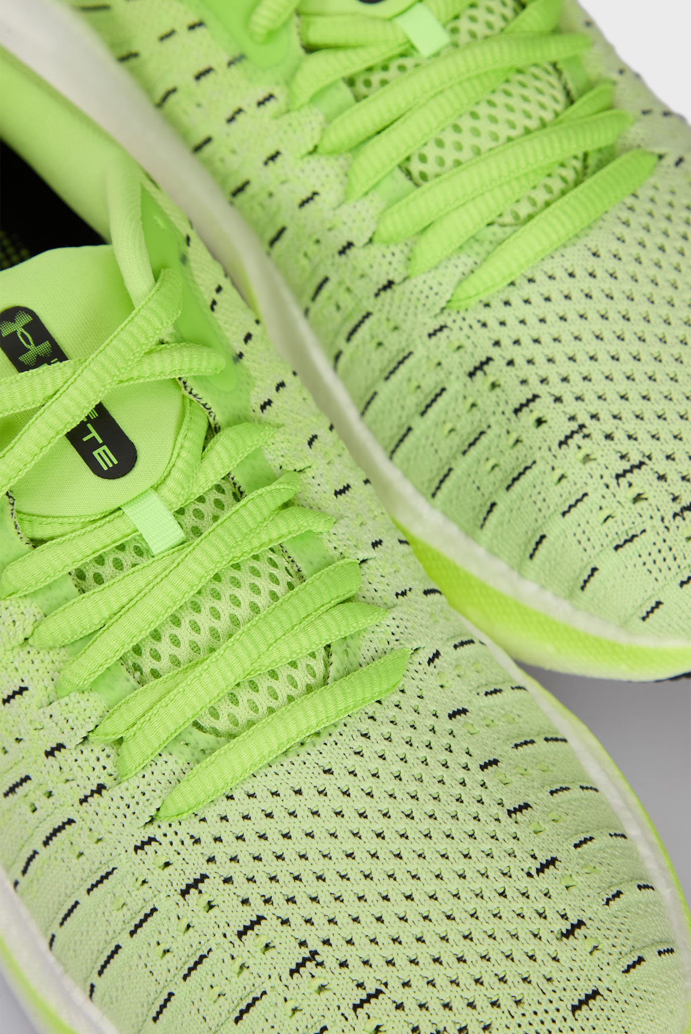 Мужские салатовые кроссовки UA Infinite Elite 2