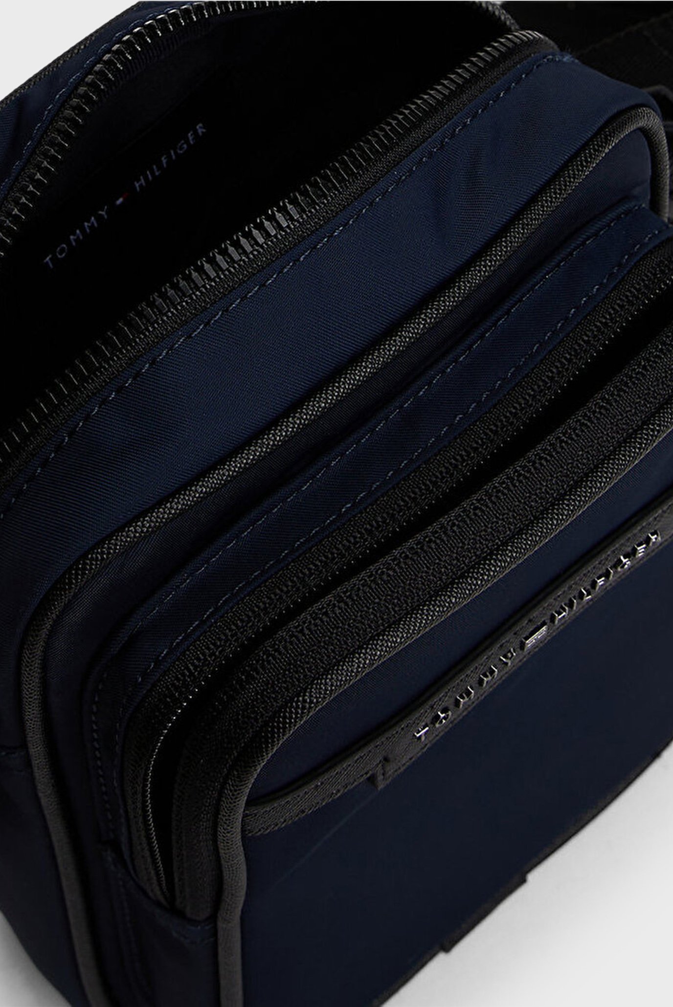 Сумка TH REPREVE MINI REPORTER 4