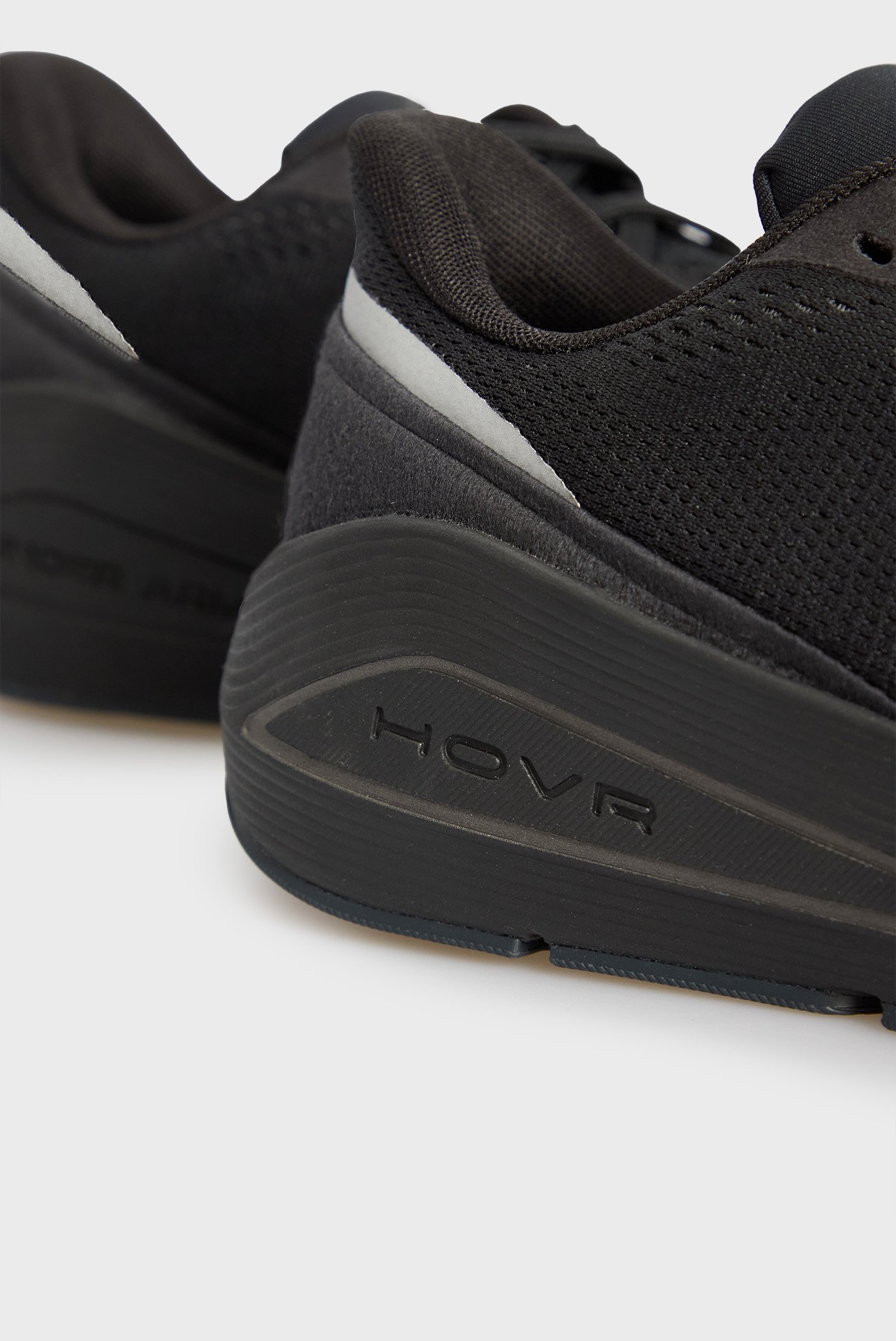 Кроссовки/UA Sonic 7 2