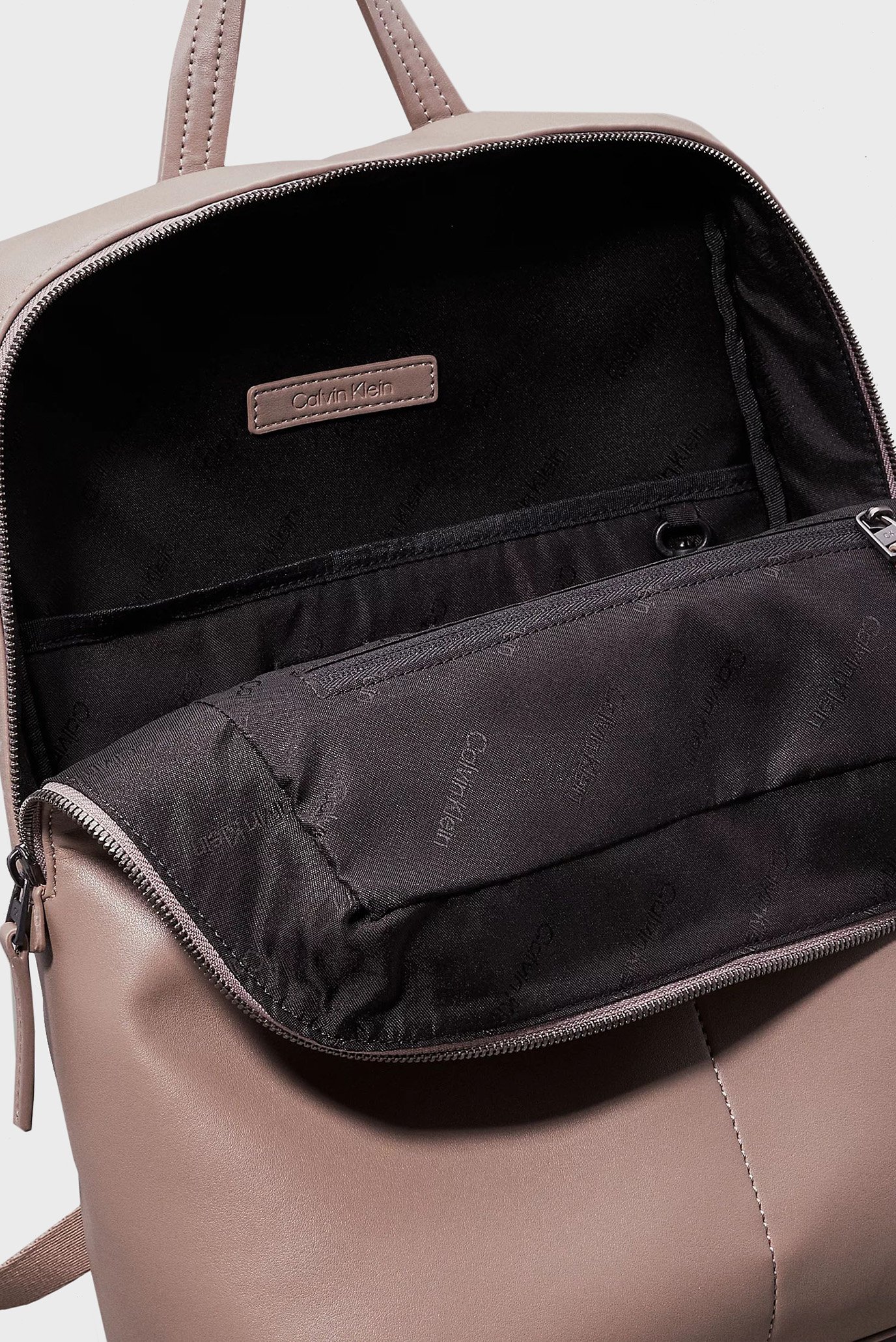 Рюкзак CLEAN ESSENTIAL SQUARED BPCalvin Klein Рюкзак CLEAN ESSENTIAL SQUARED BP 5