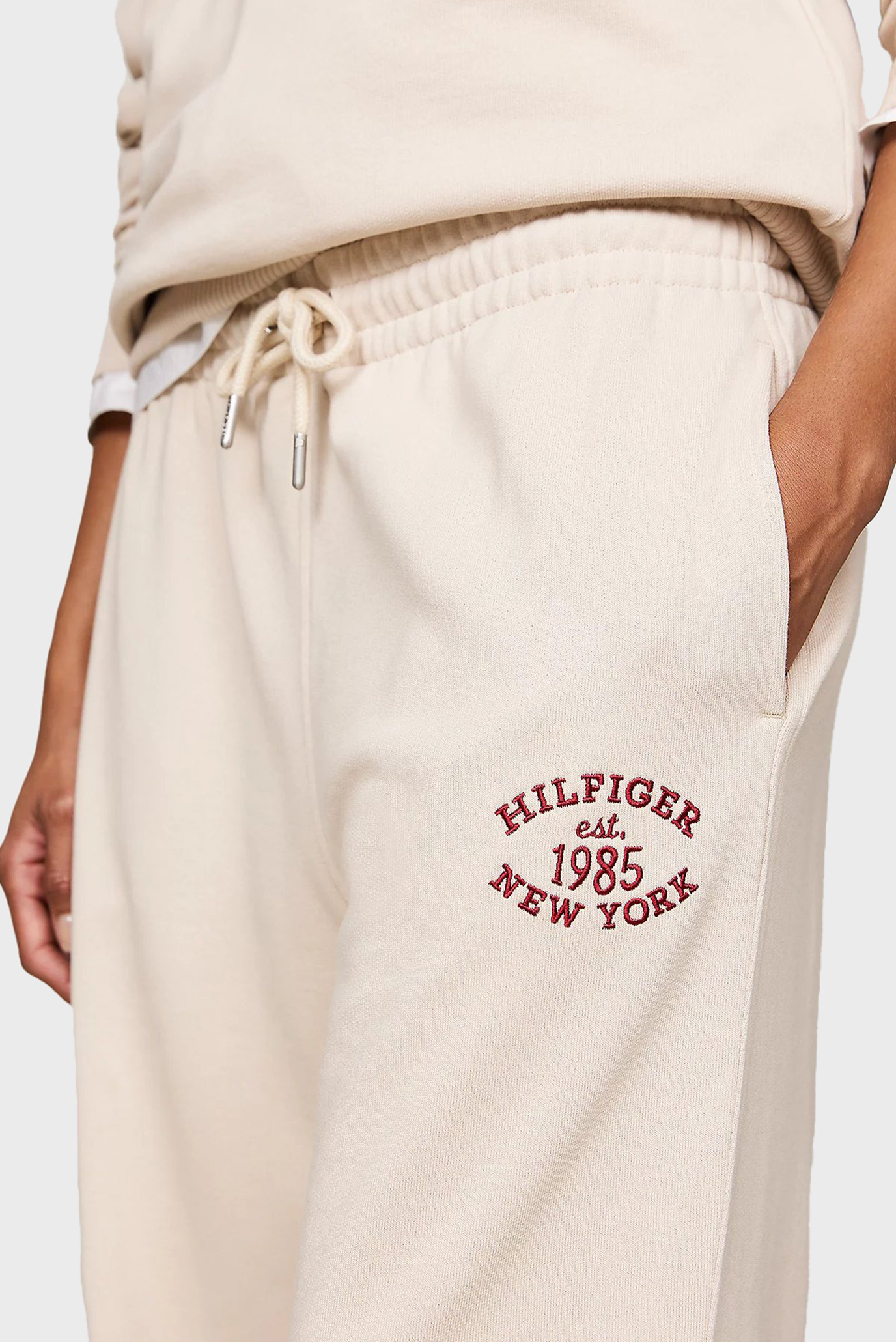 Женские бежевые спортивные брюки  REG VARSITY 4