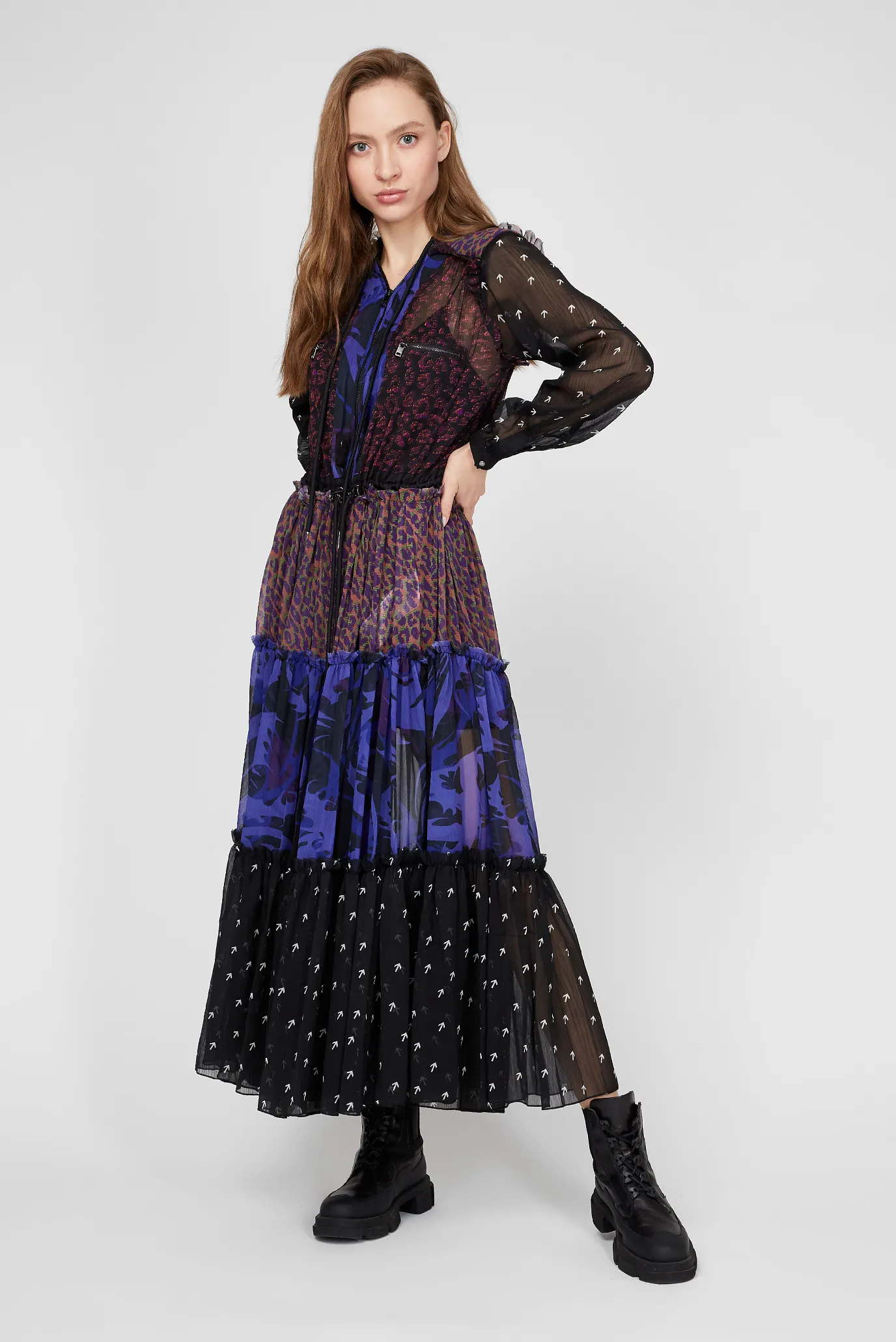 Женское платье D-ILA 10