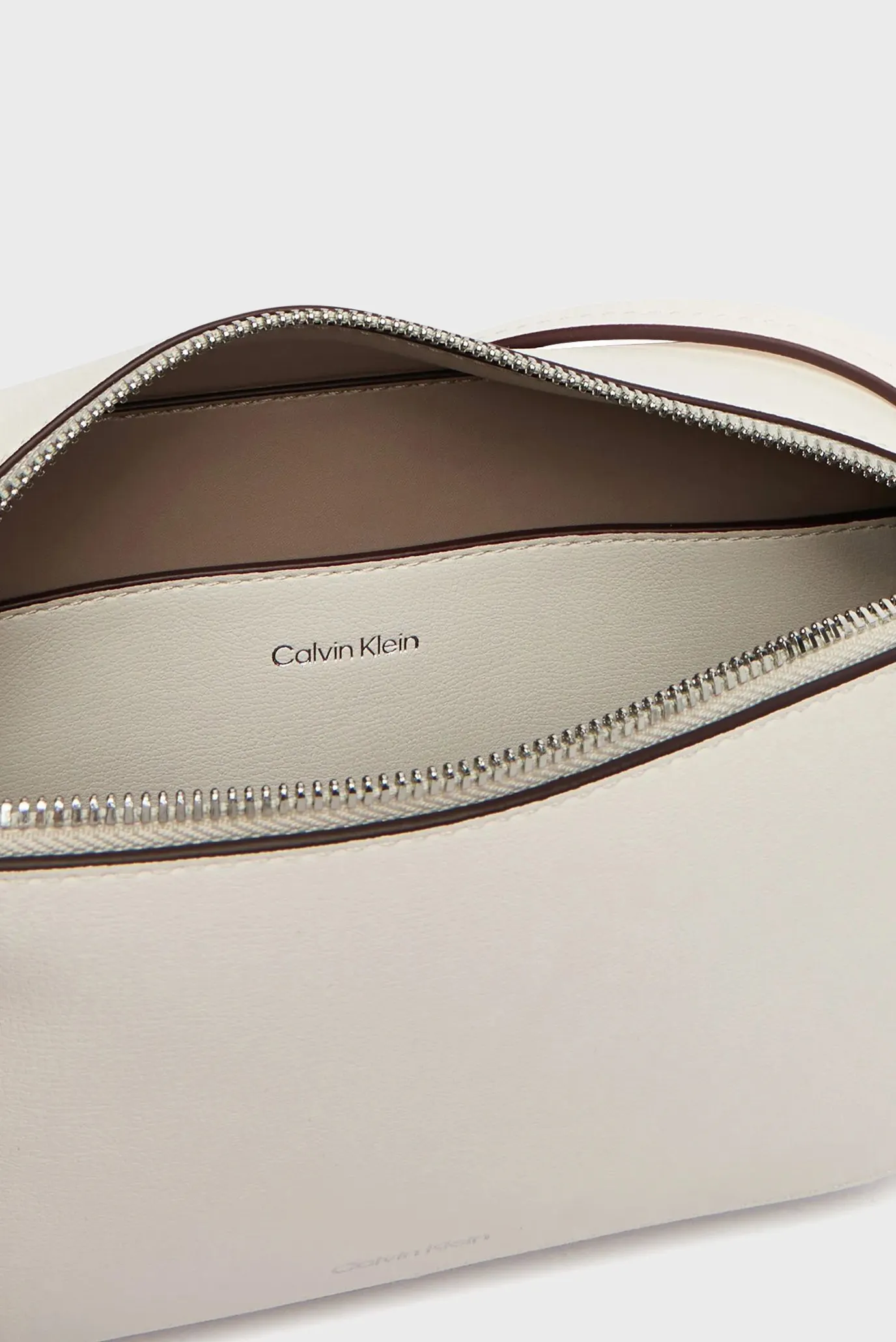 Сумка FOIL LOGO ELONGATED CAMERA BAG 2