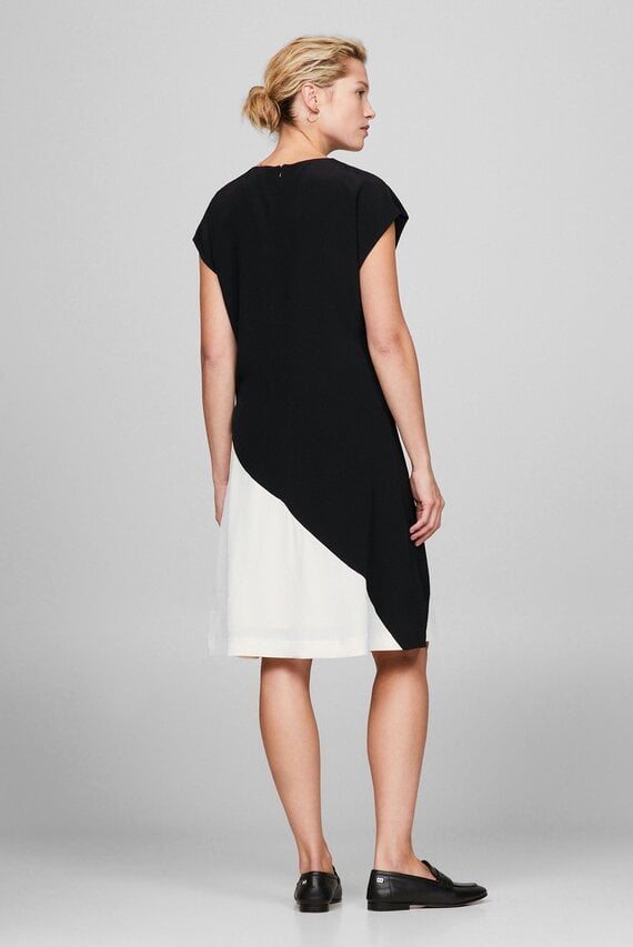 Платье VISCOSE BLOCKED KNEE DRESS