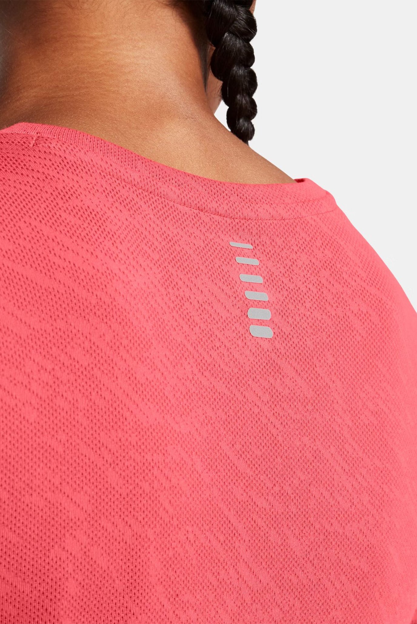 Женская коралловая футболка UA LAUNCH CAMO SHORTSLEEVE 3