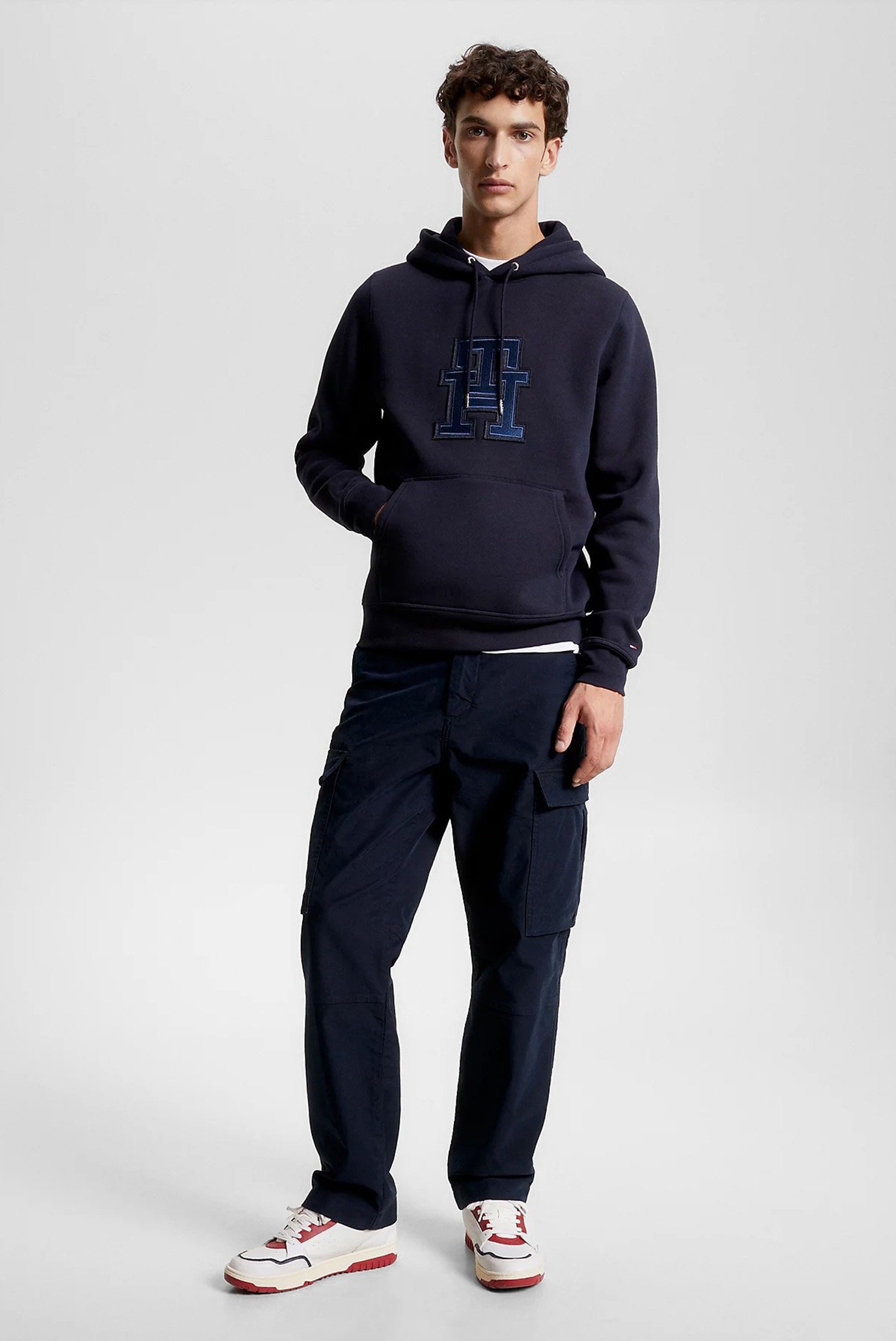 Худи MONOGRAM APPLIQUE HOODY 2