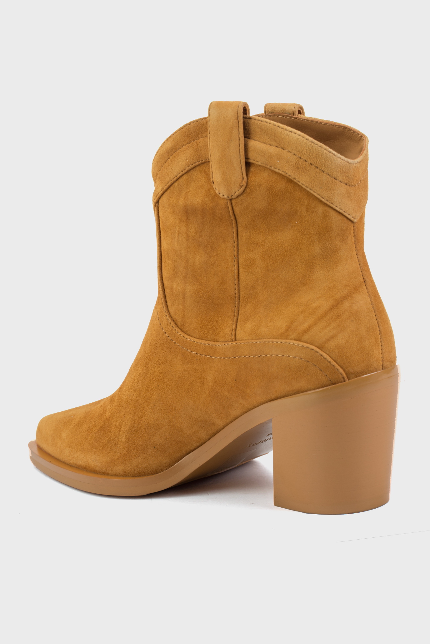 Женские рыжие замшевые казаки Trinity 3