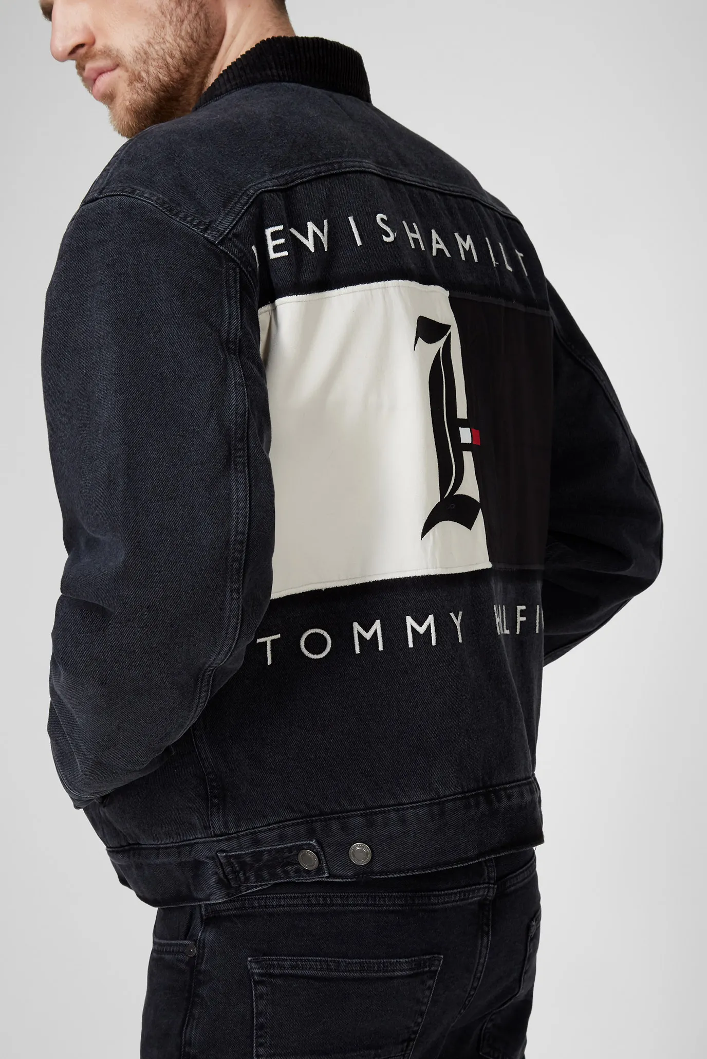 Мужская черная джинсовая куртка LEWIS HAMILTON 7