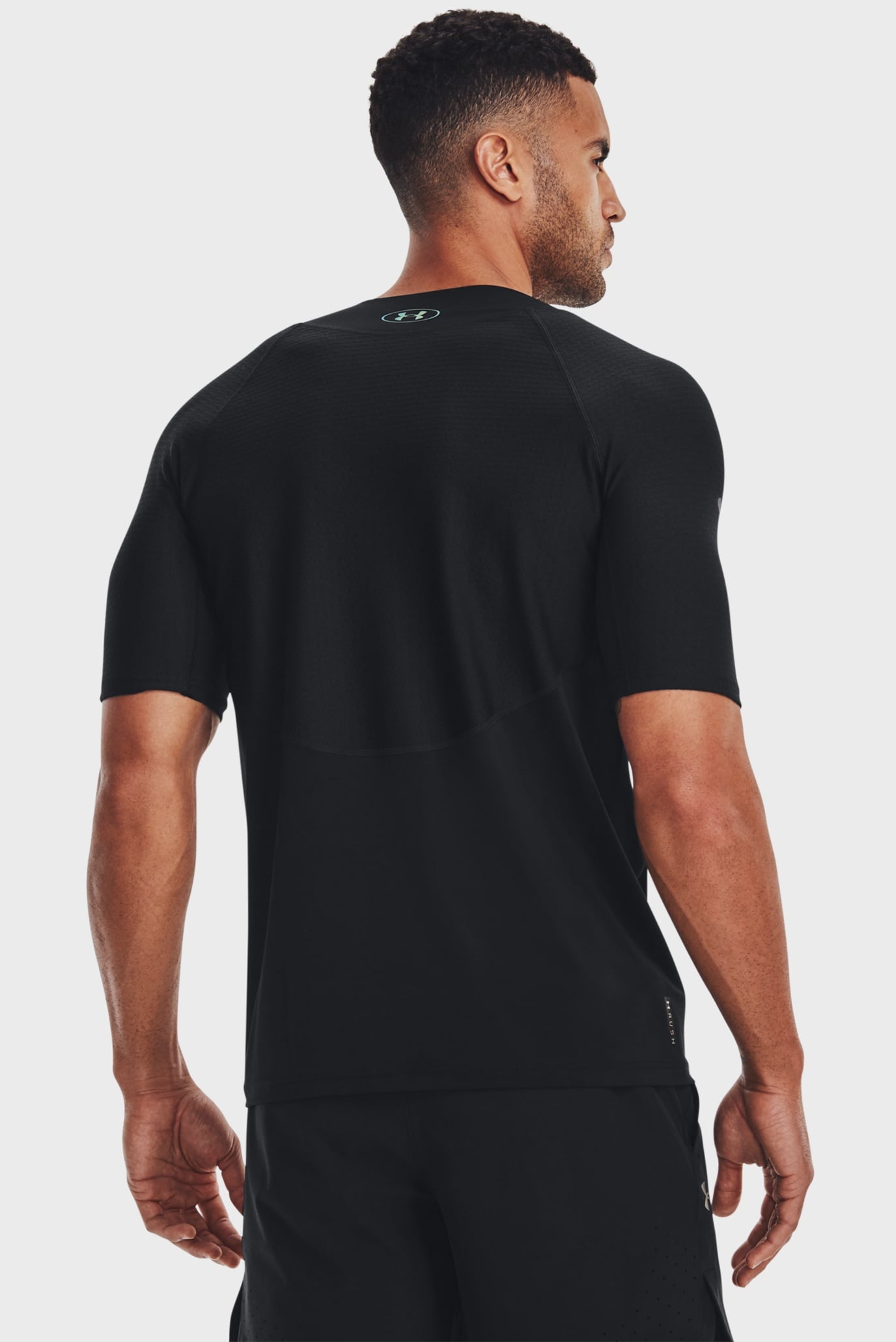 Мужская черная футболка UA SmartForm Rush SS 3