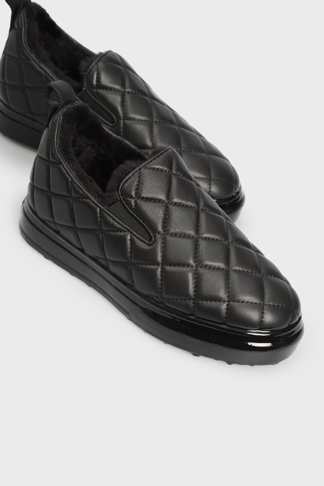 Женские черные кожаные слипоны Gannet 9