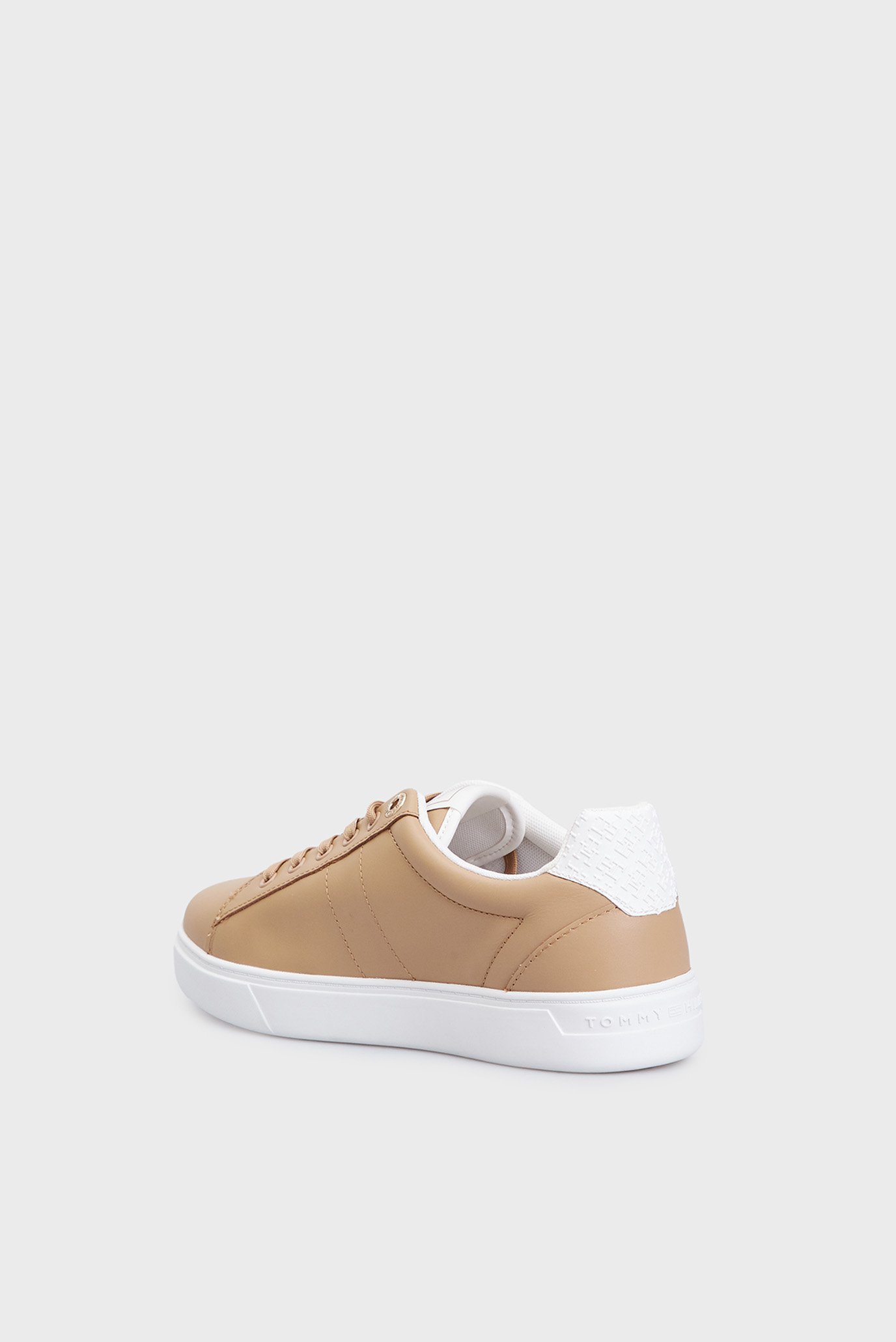 Женские бежевые кожаные сникерсы ELEVATED ESSENT SNEAKER MONOGRAM 5