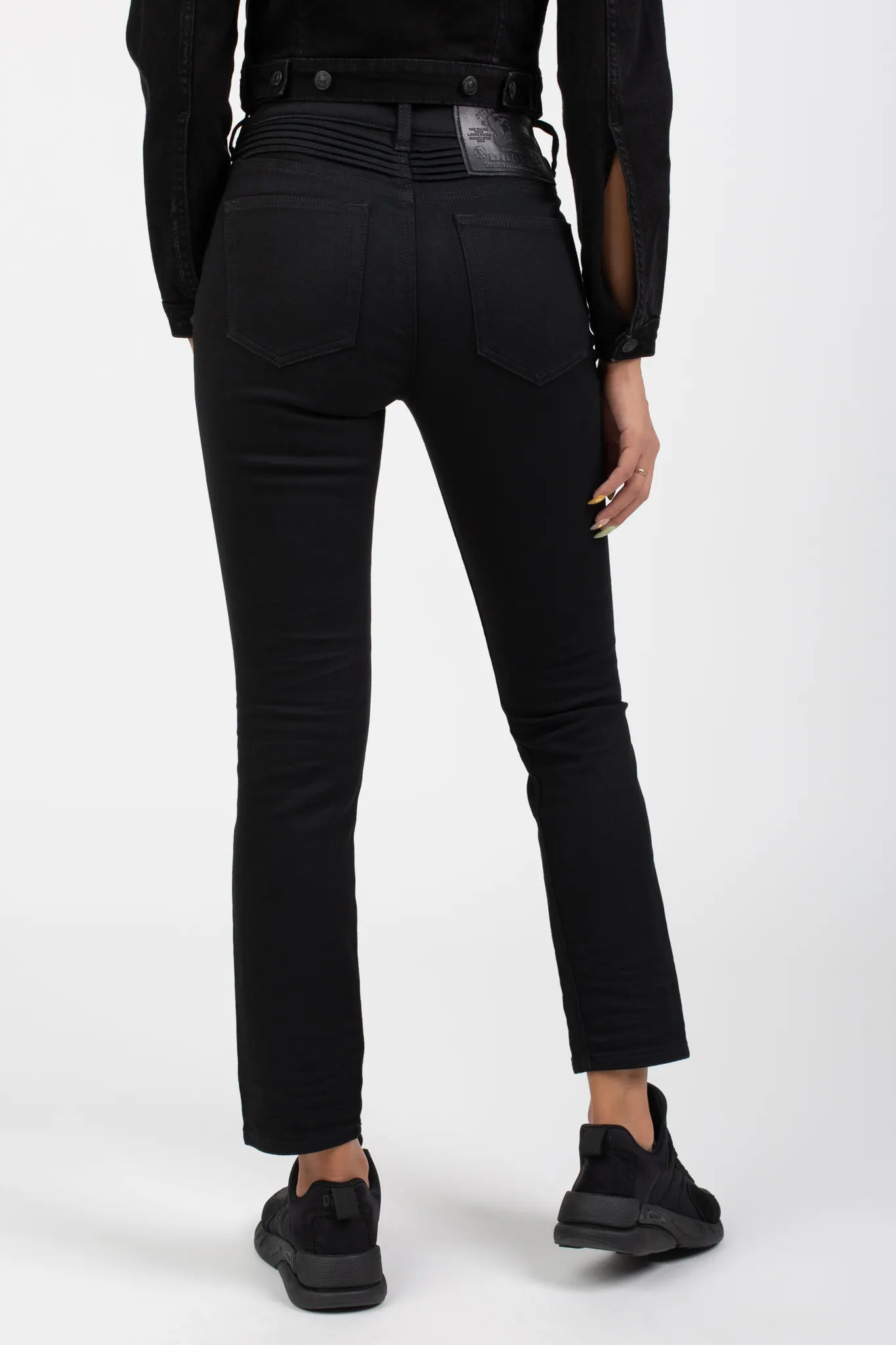 Джинсы D-JOY-P-NE Sweat jeans 4