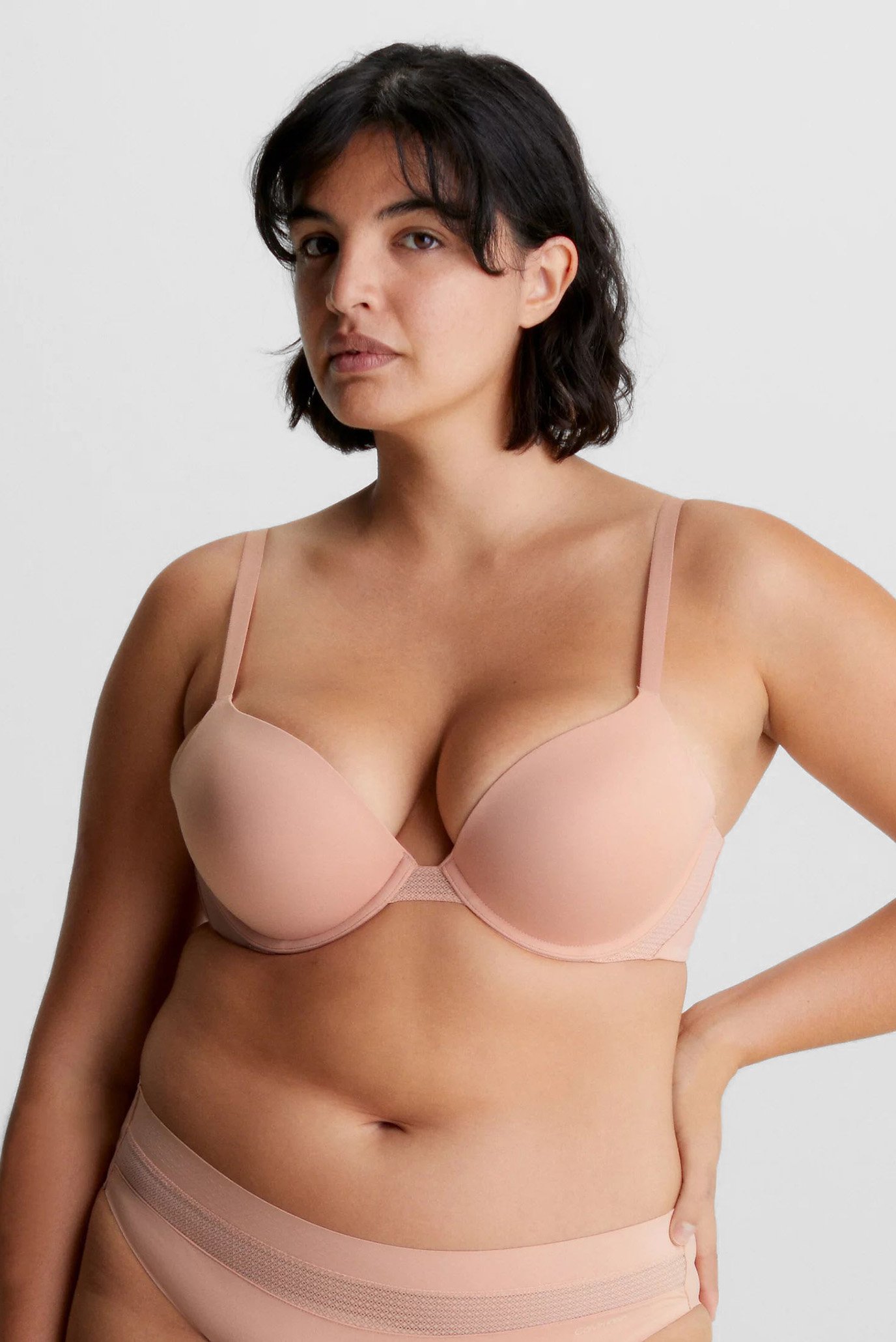 Бюстгальтер PUSH UP PLUNGE 4