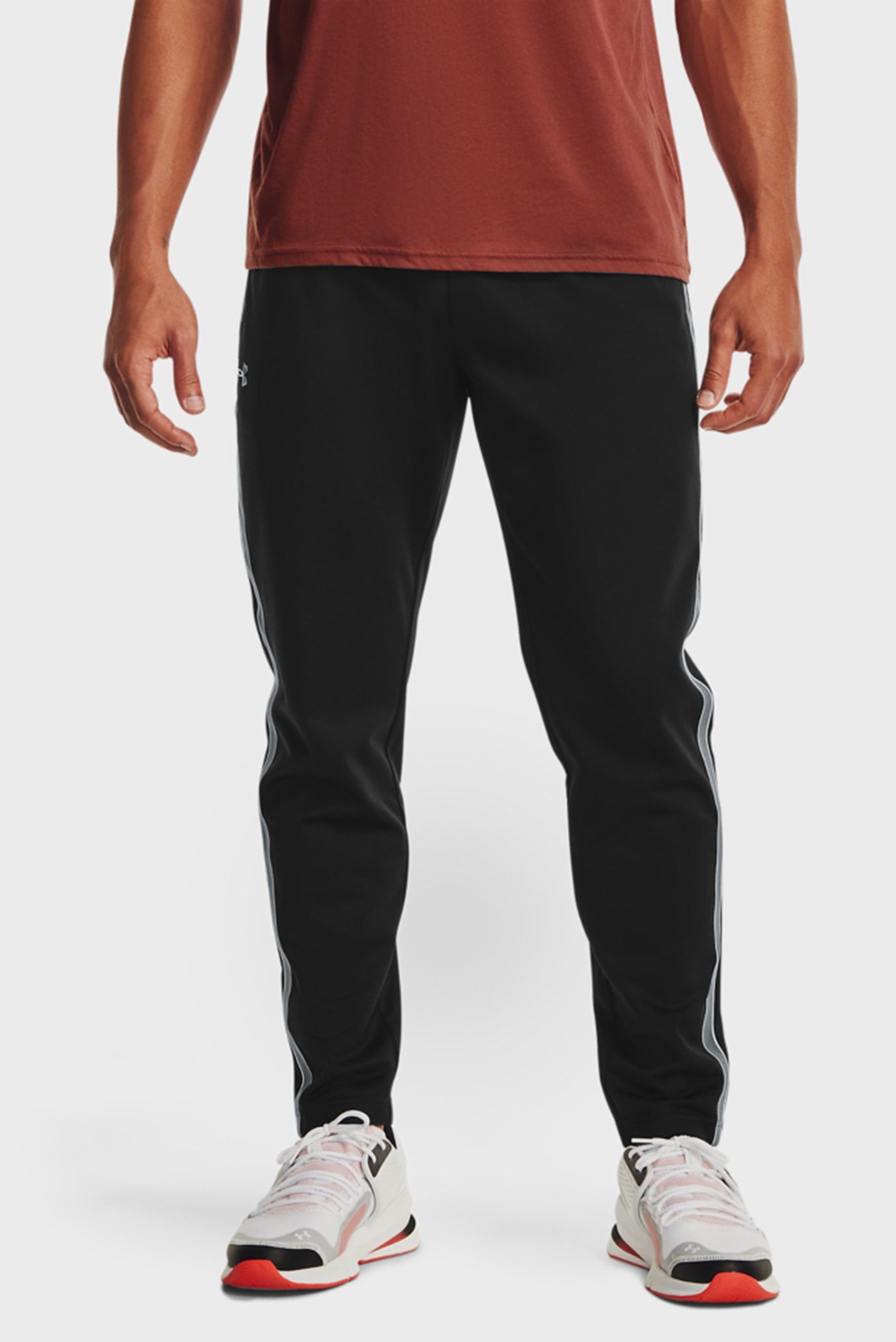 Мужские черные спортивные брюки UA Recover Knit Track Pant 1