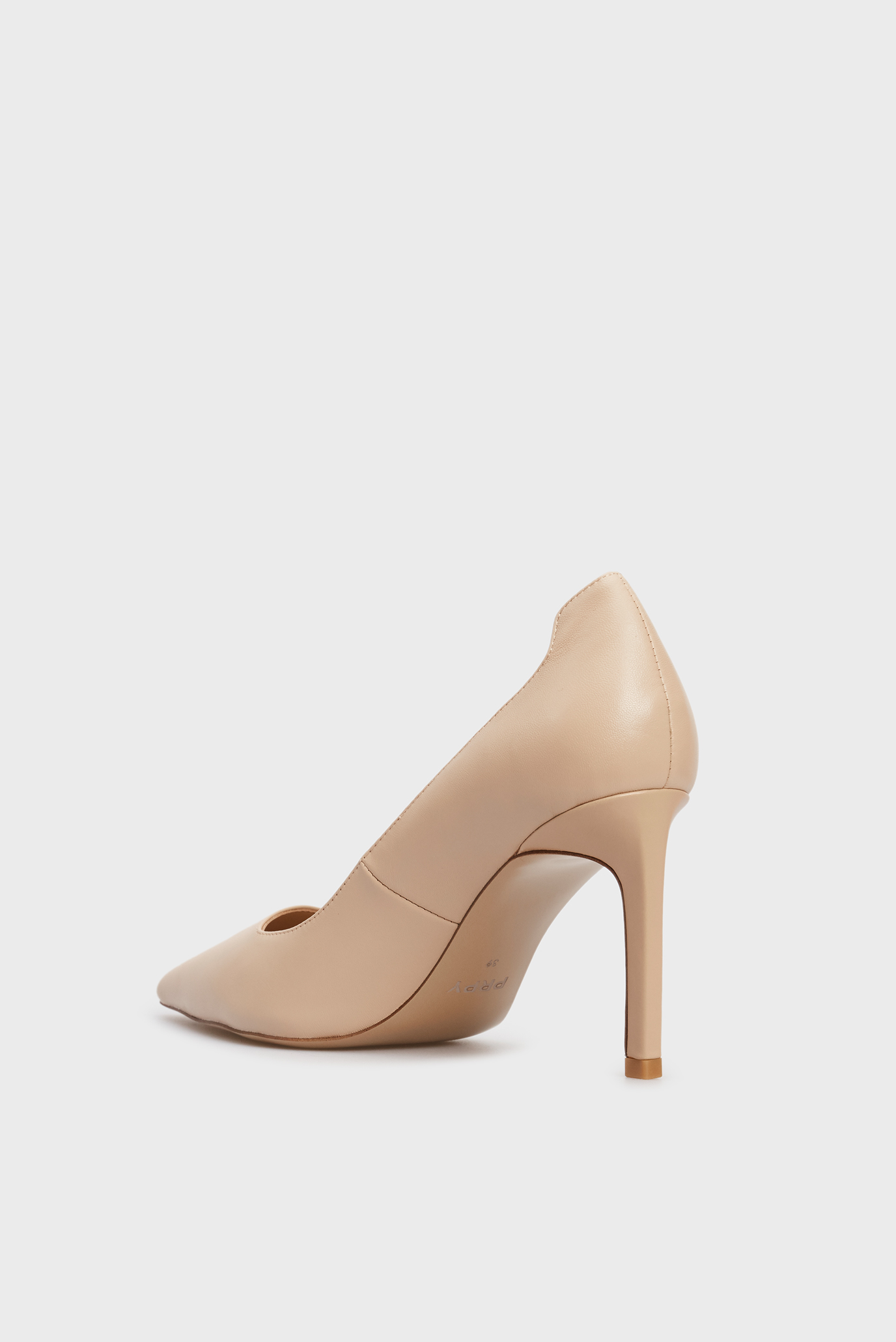 Женские бежевые кожаные туфли Rebeca 8