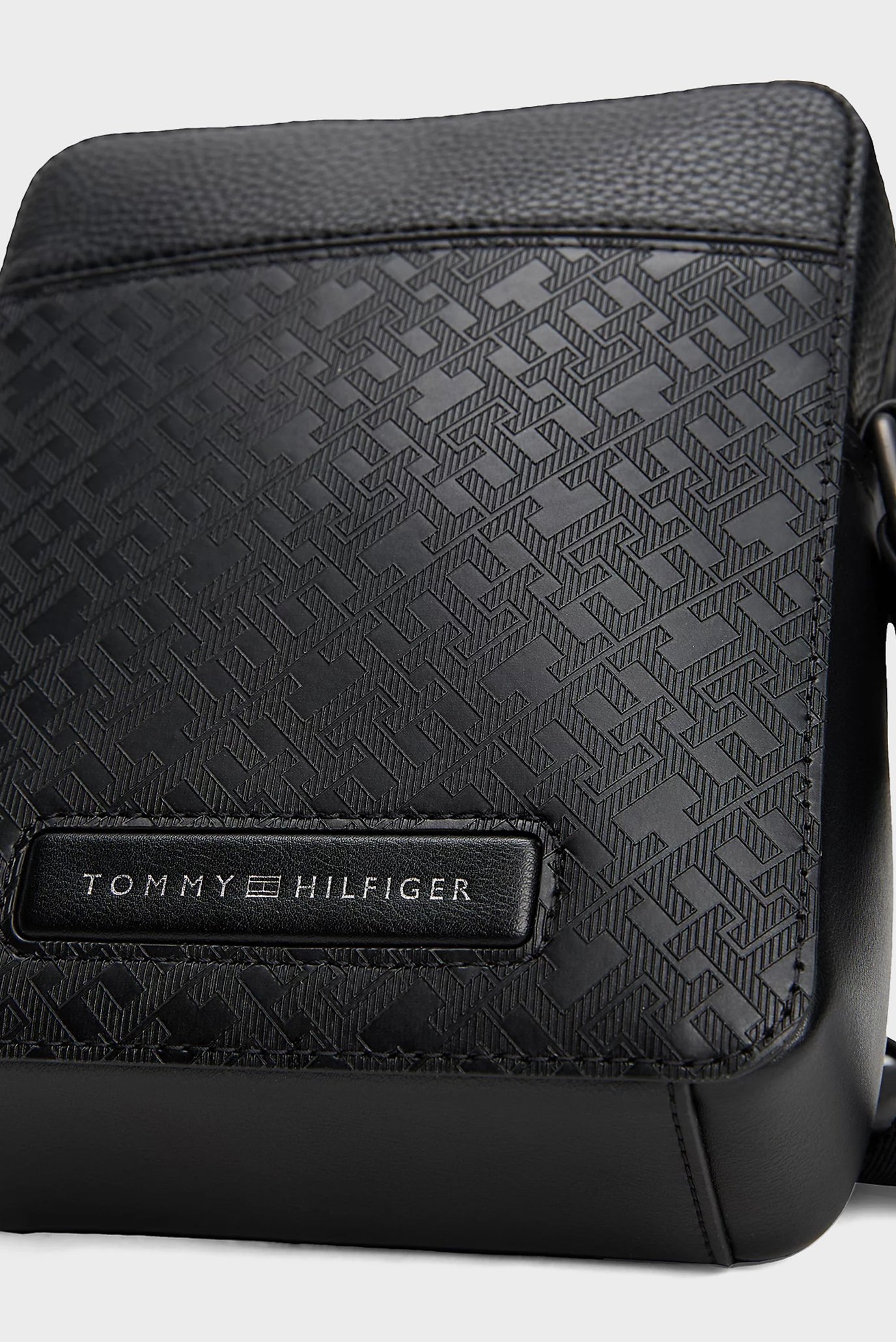 Мужская черная сумка TH MONOGRAM MINI PREPORTER 4