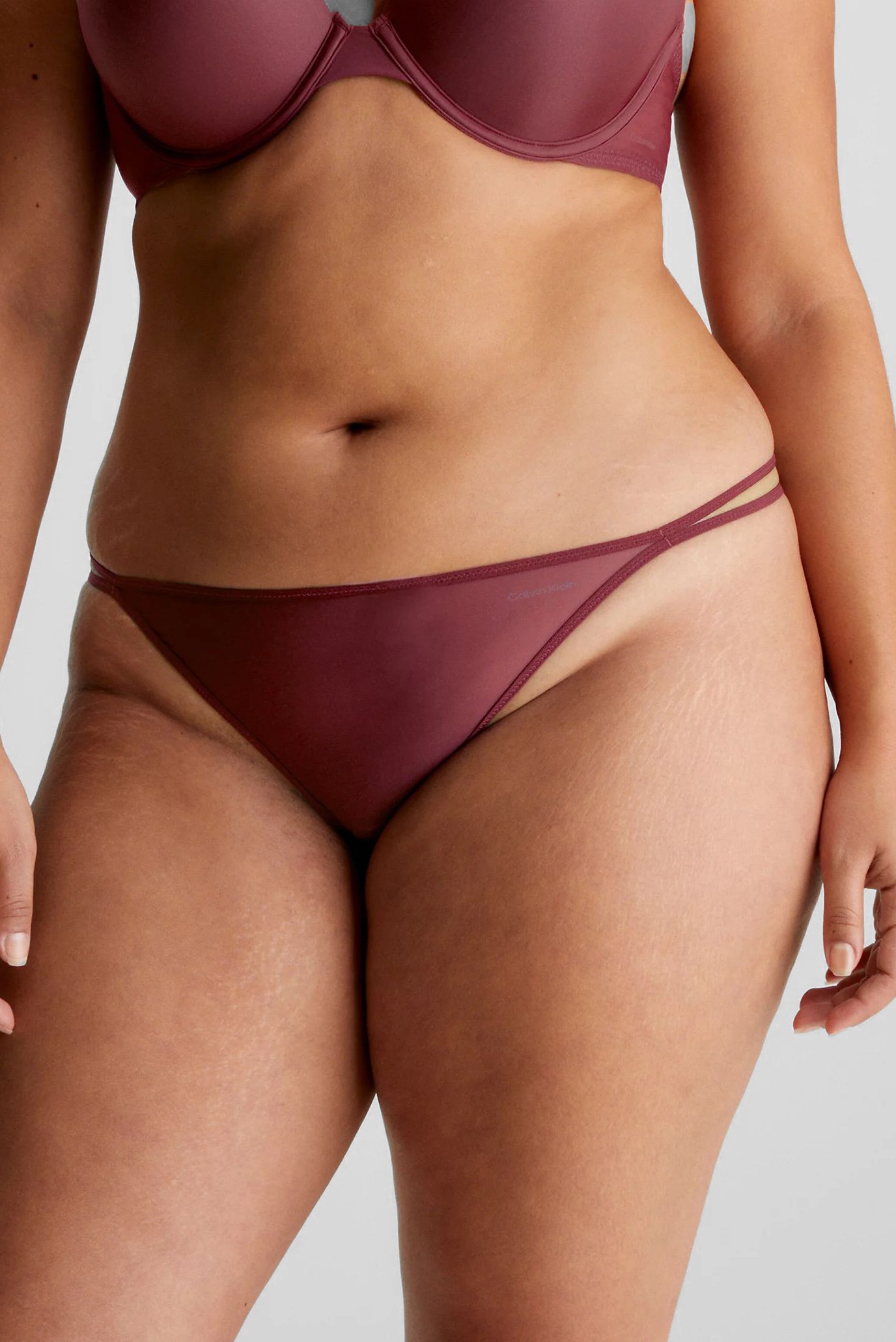 Трусы STRING THONG 4