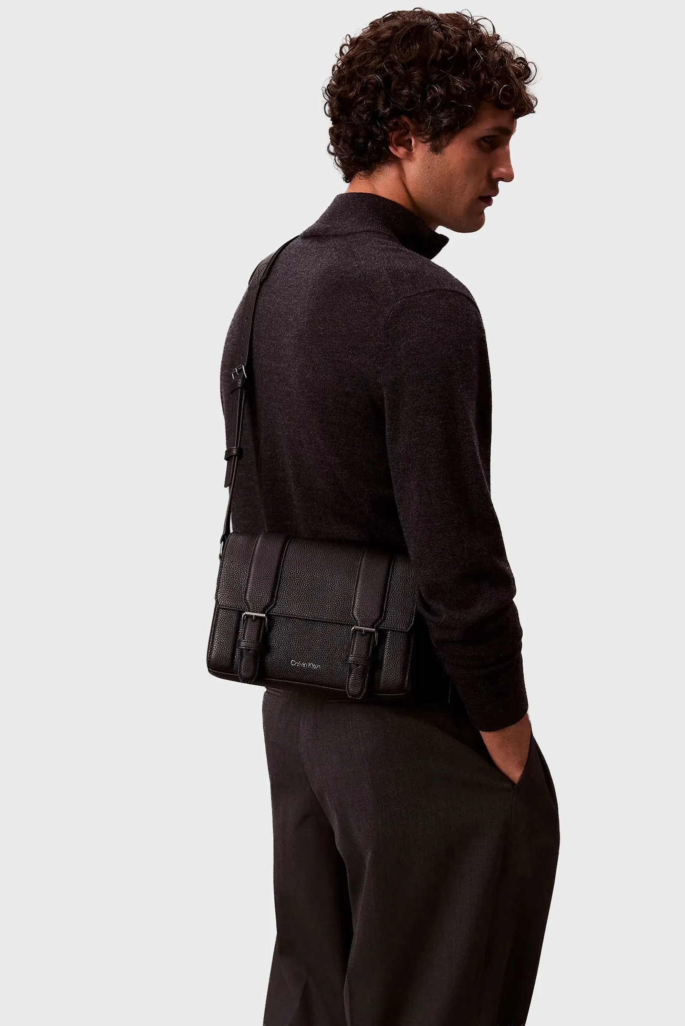 Сумка LEATHER SMALL FLAP MESSENGER 2