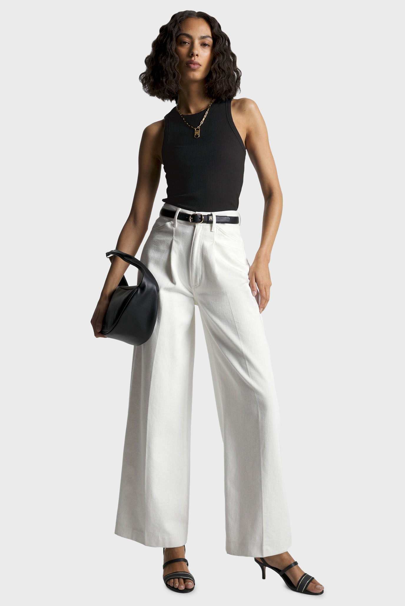 Женская черная майка SLIM 2