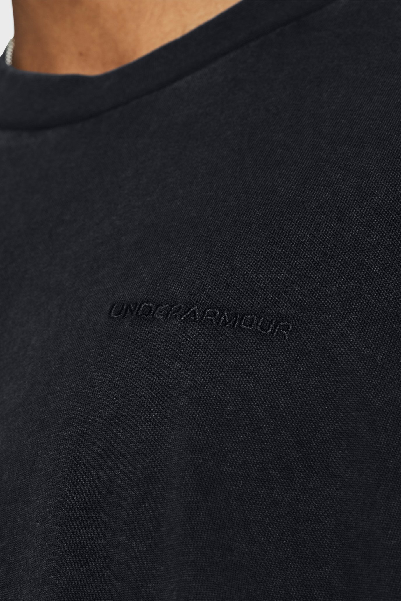 Мужская черная футболка UA HW M OS SS 3